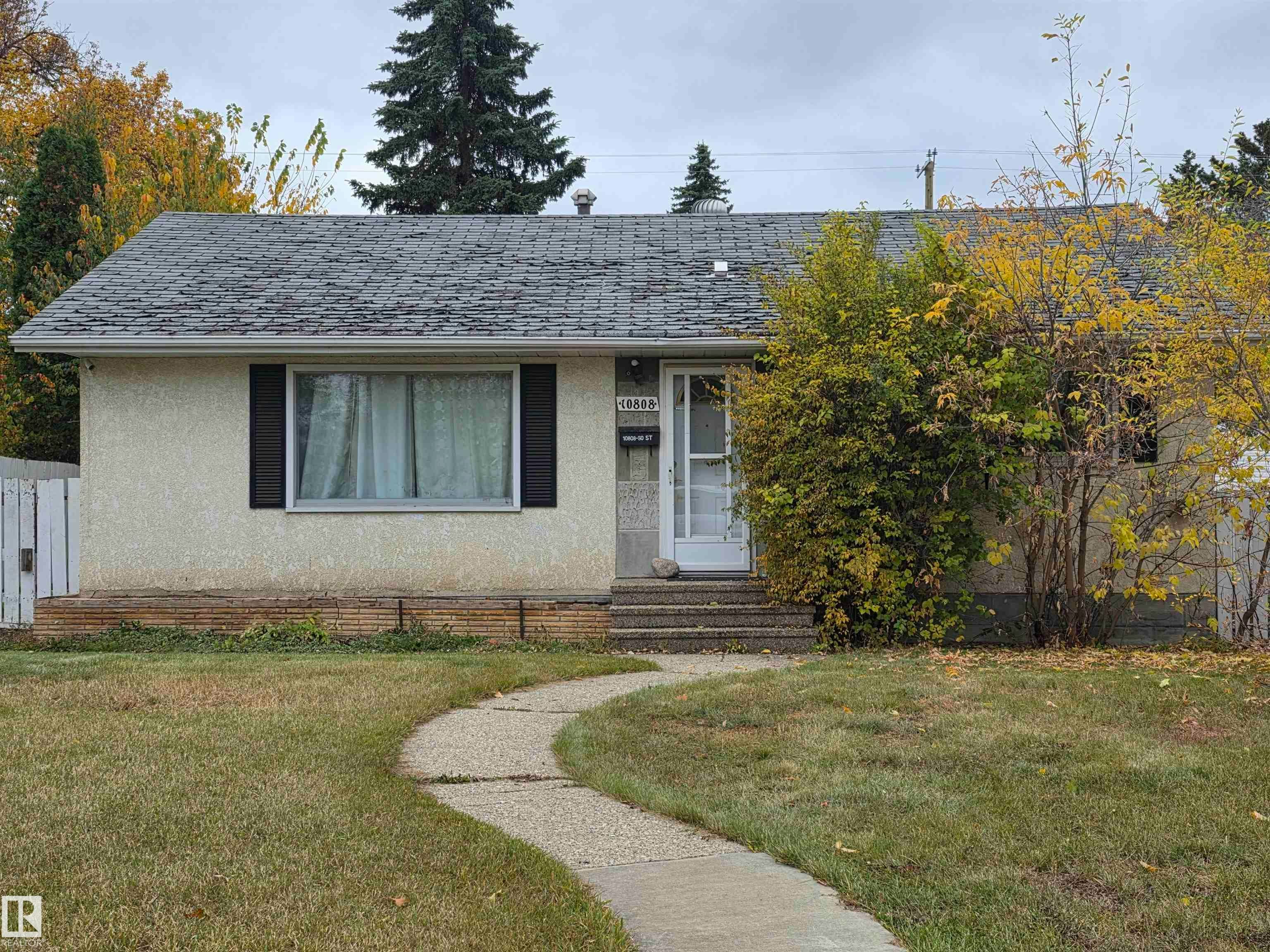 10808 50 Street, Edmonton, AB, T6A 2E4