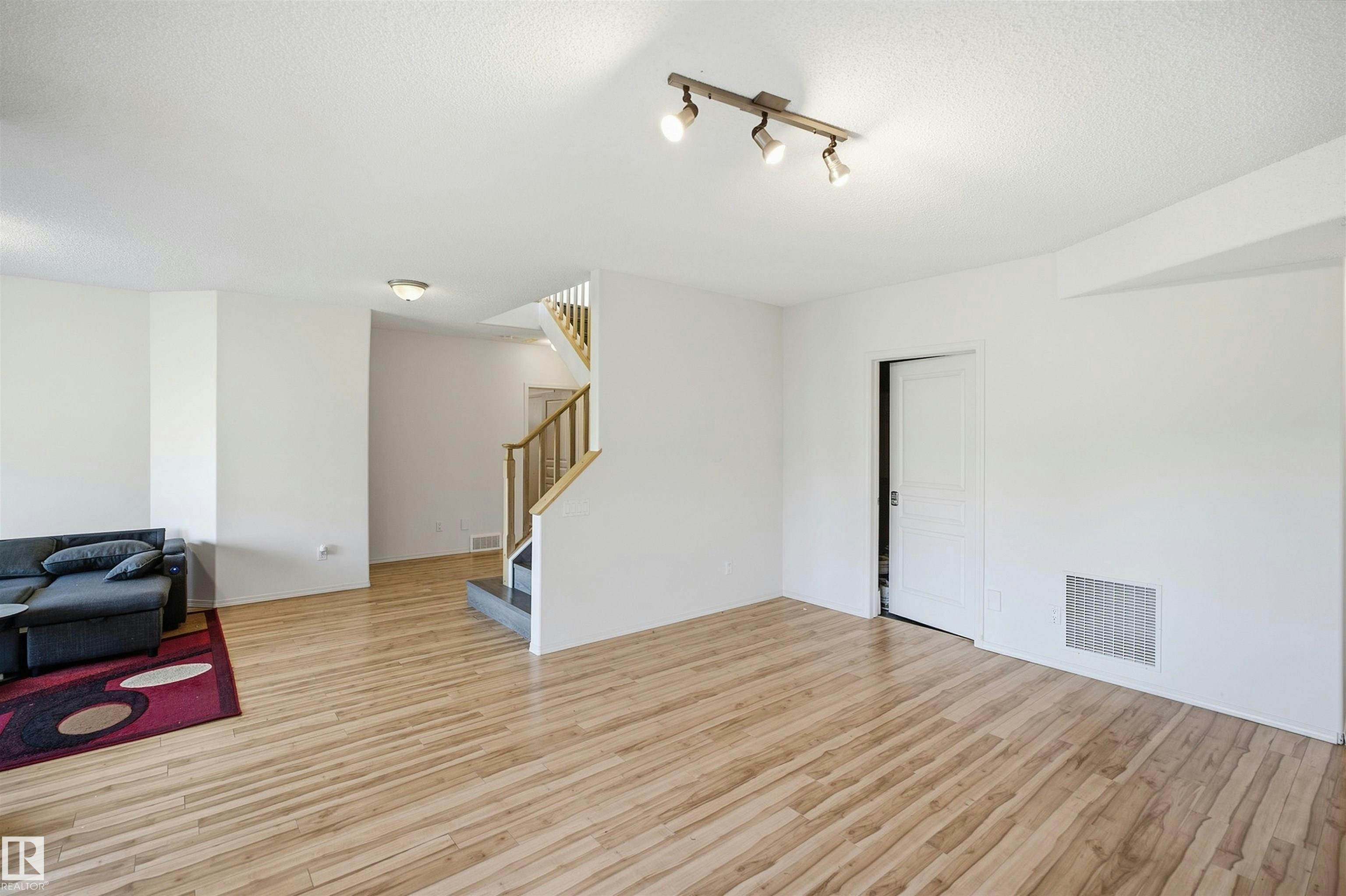 4615 17 Street, Edmonton, AB, T6X 2P9 - 32
