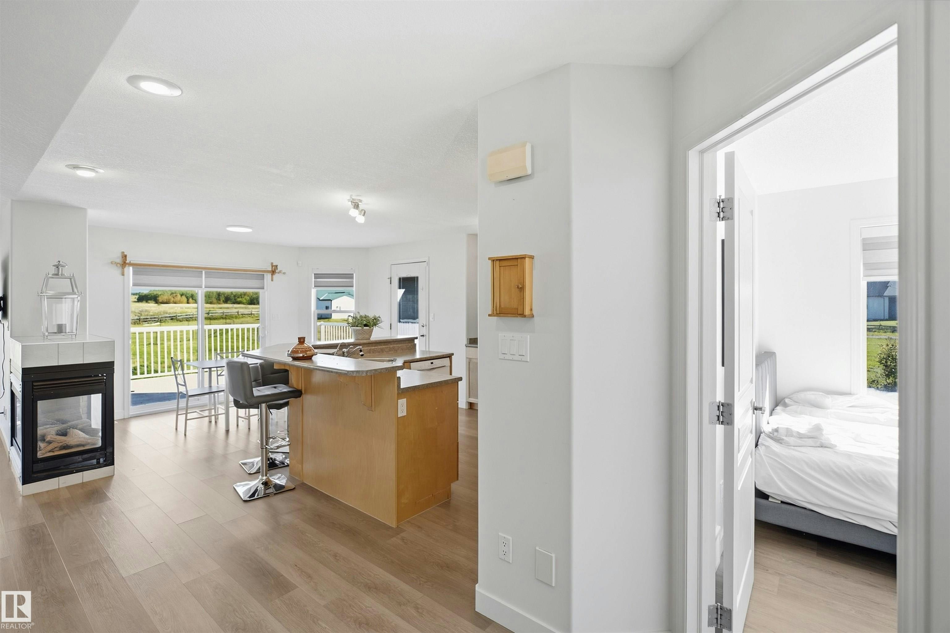 4615 17 Street, Edmonton, AB, T6X 2P9 - 10