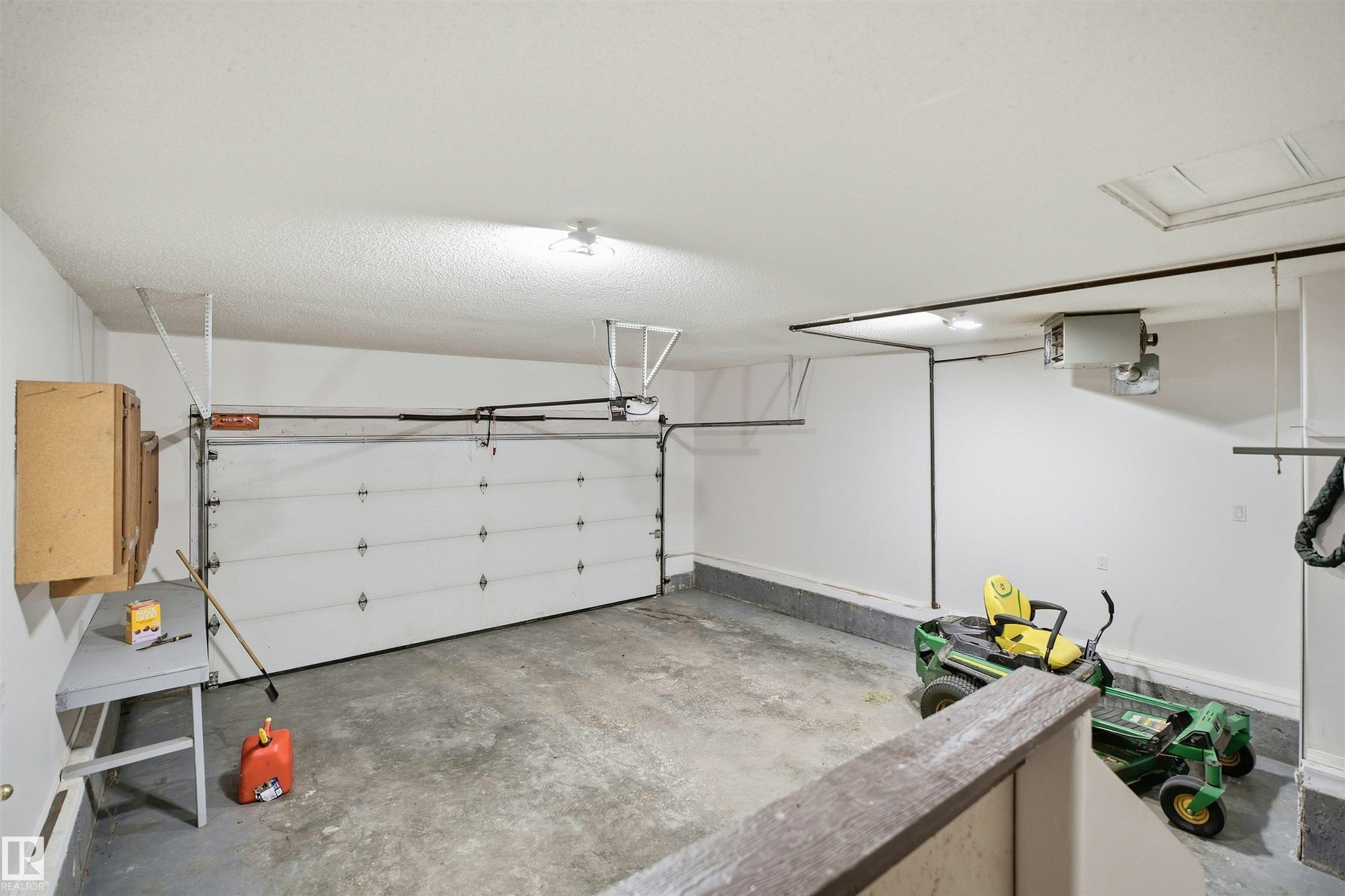 4615 17 Street, Edmonton, AB, T6X 2P9 - 47