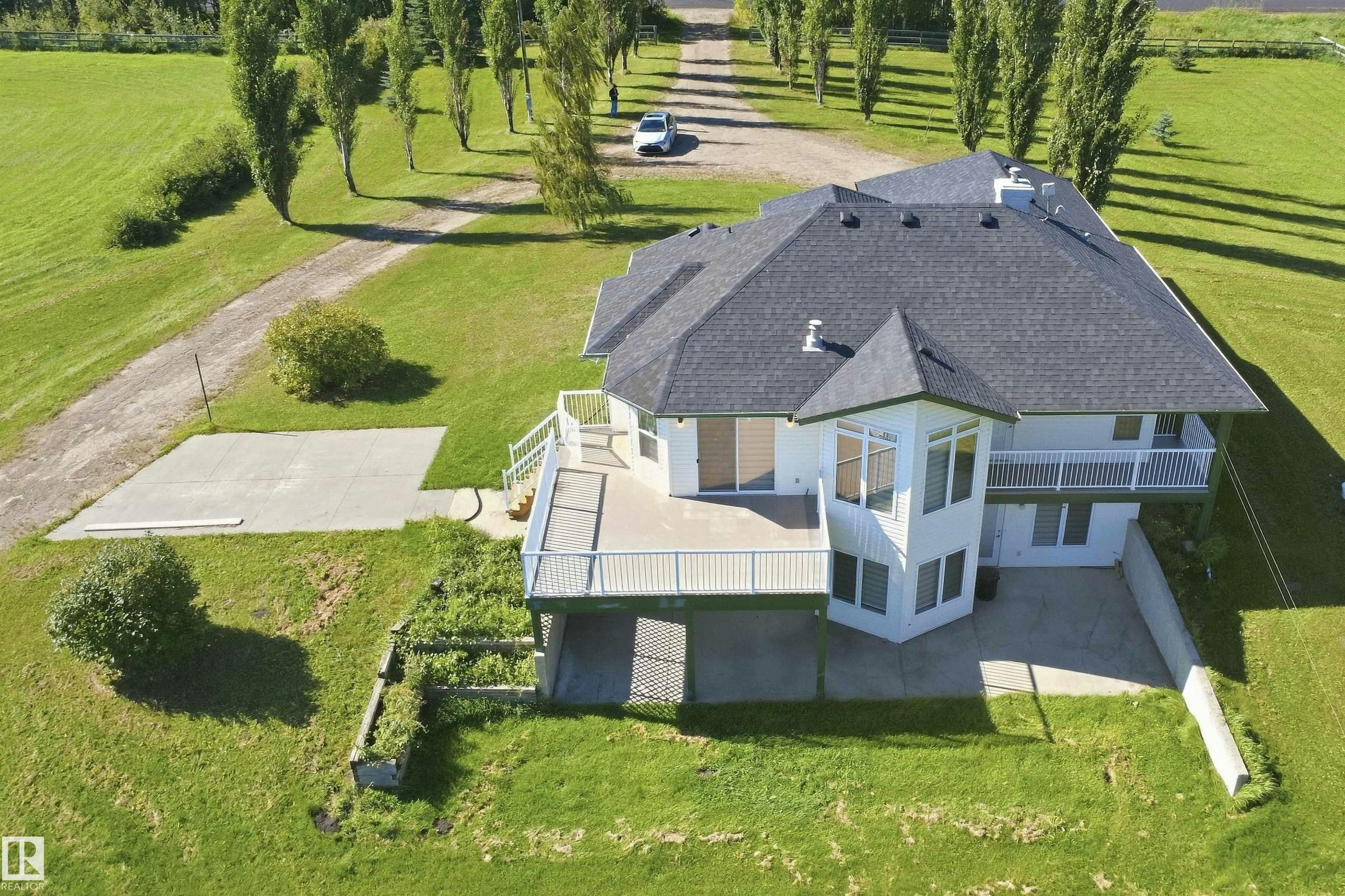 4615 17 Street, Edmonton, AB, T6X 2P9 - 48