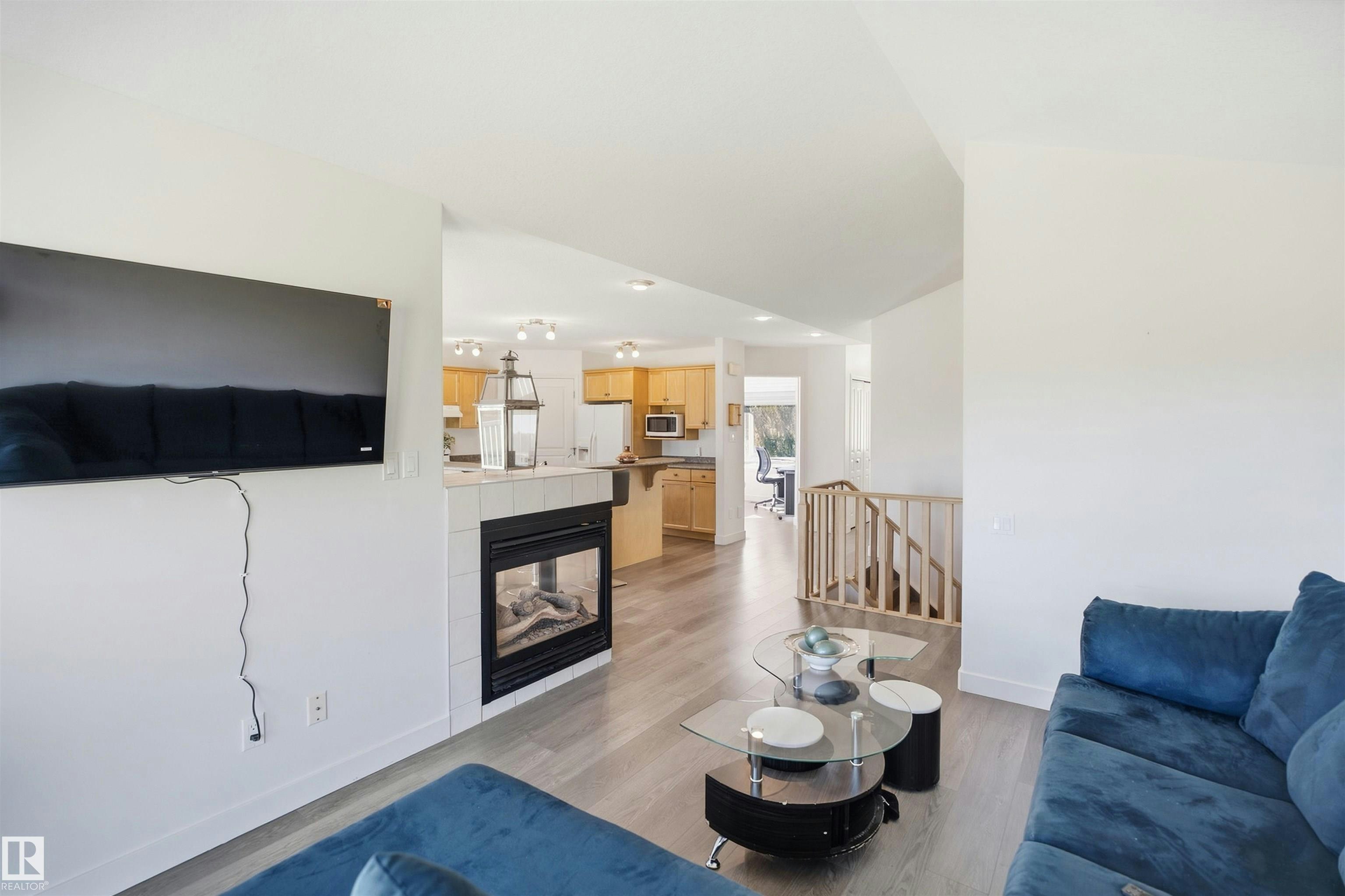 4615 17 Street, Edmonton, AB, T6X 2P9 - 18