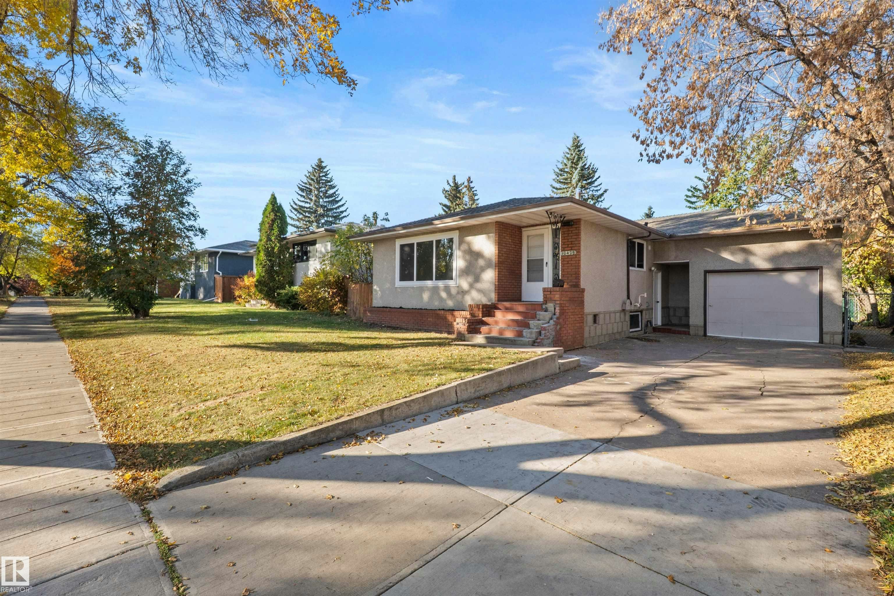 10428 64 Avenue NW, Edmonton, AB, T6H 1S7