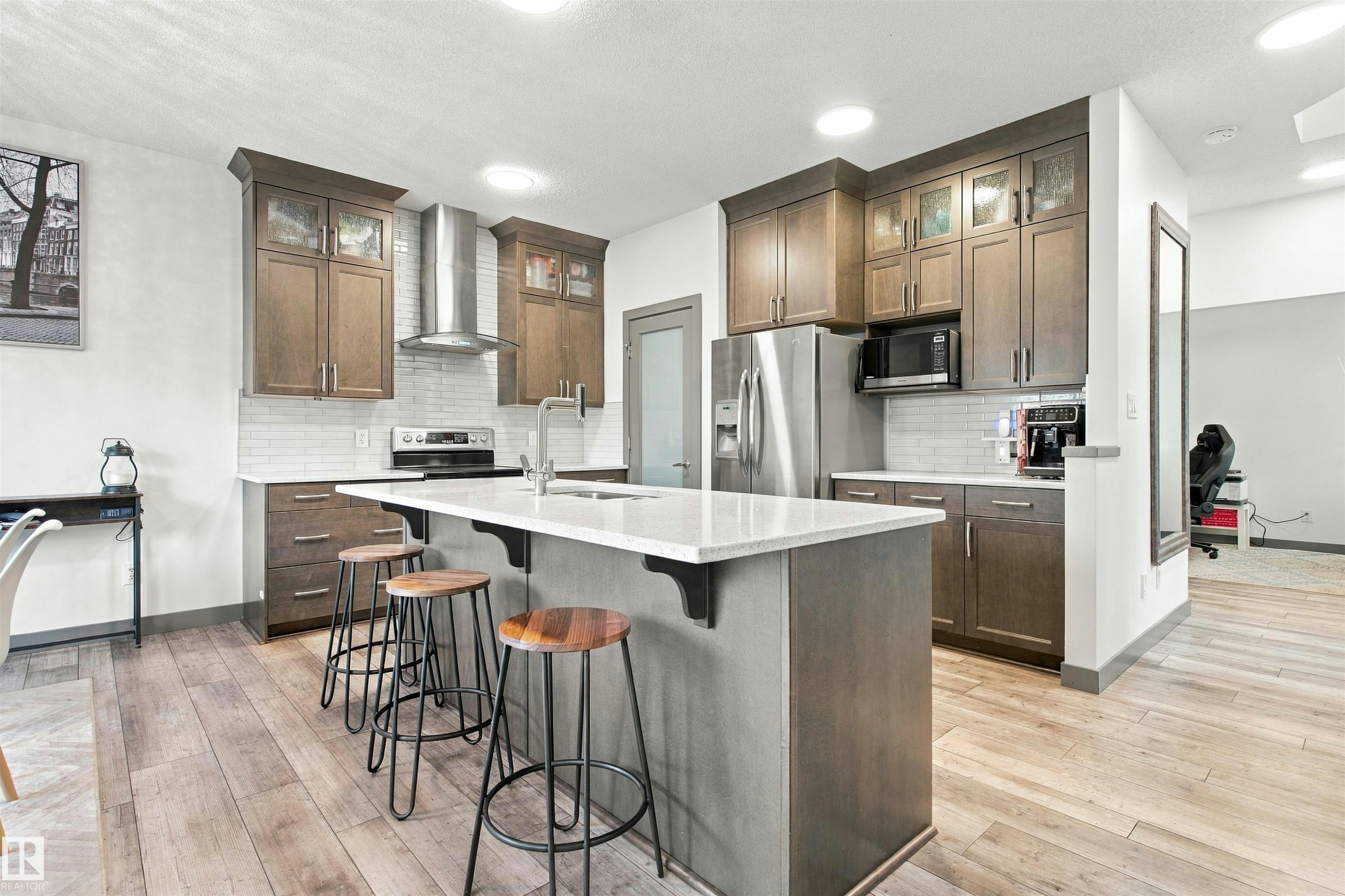 20746 96a Avenue, Edmonton, AB, T5T 4N2