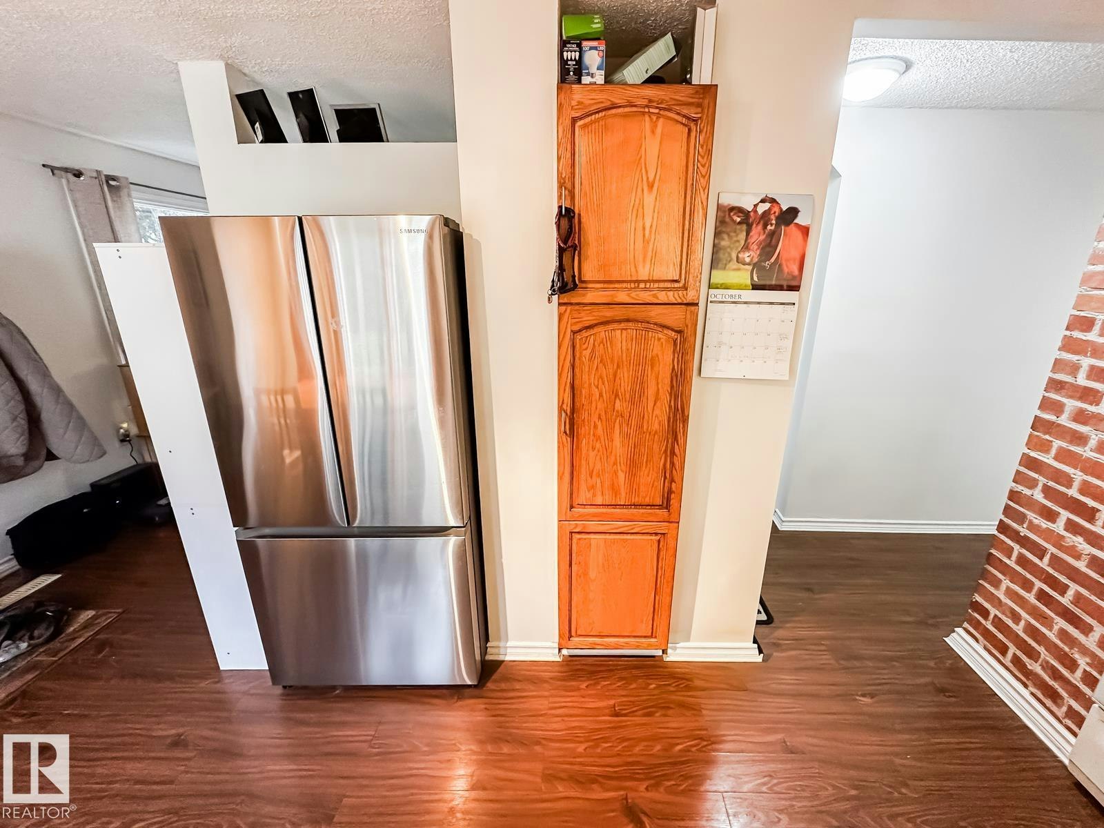 12114 106 Street, Edmonton, AB, T5G 2R8 - 14
