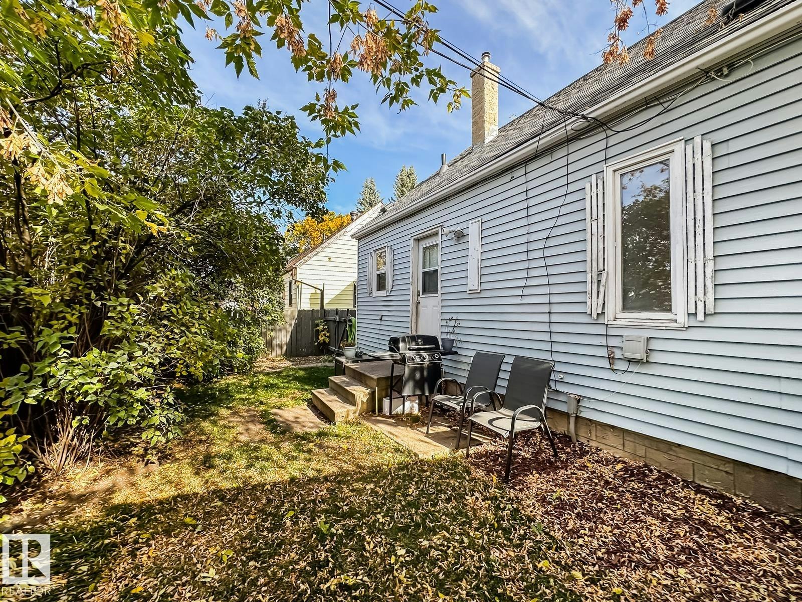12114 106 Street, Edmonton, AB, T5G 2R8 - 29