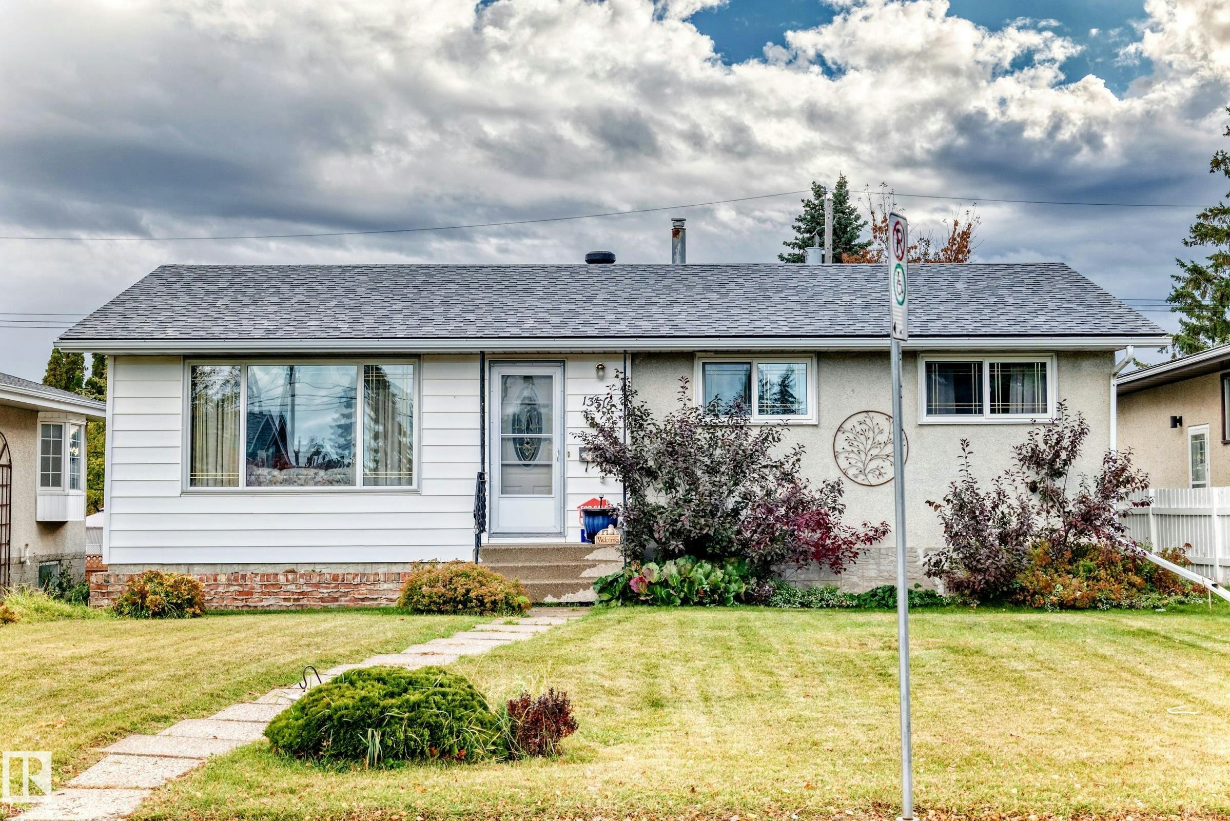 13515 86 Street NW, Edmonton, AB, T5E 3B6 - 51