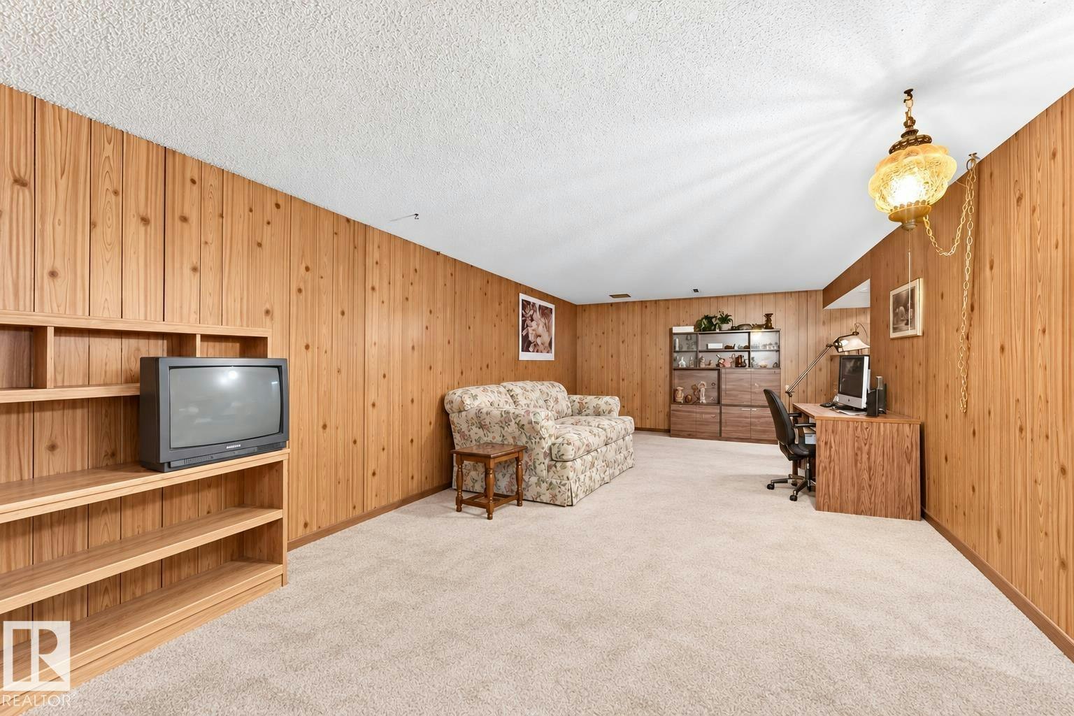 13515 86 Street NW, Edmonton, AB, T5E 3B6 - 25
