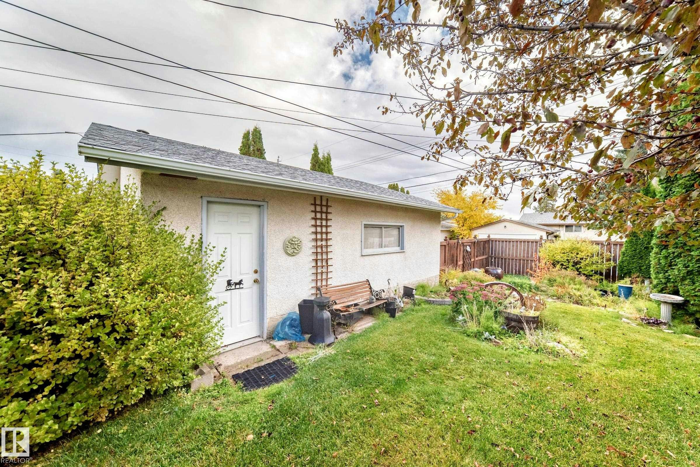 13515 86 Street NW, Edmonton, AB, T5E 3B6 - 32