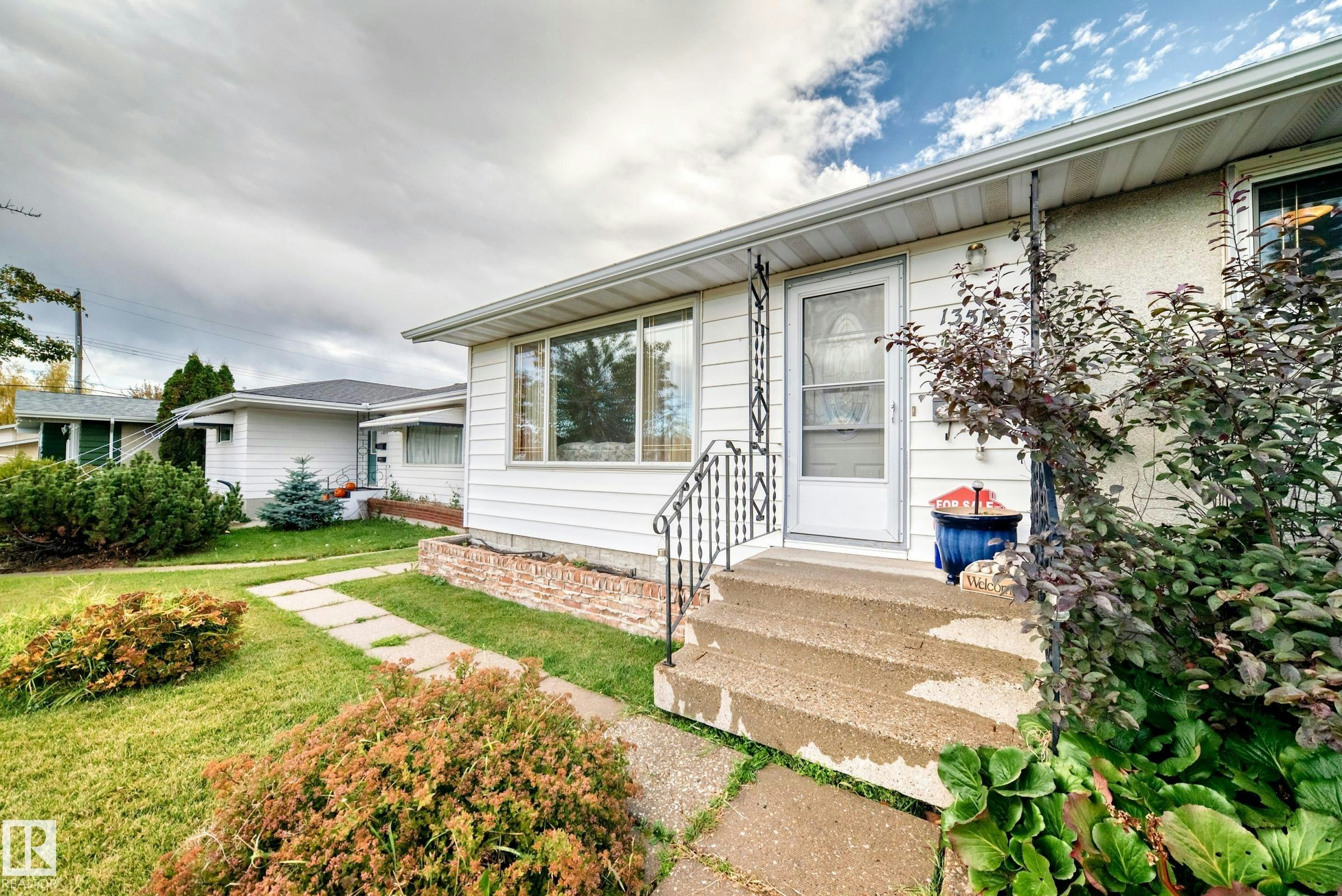 13515 86 Street NW, Edmonton, AB, T5E 3B6 - 45