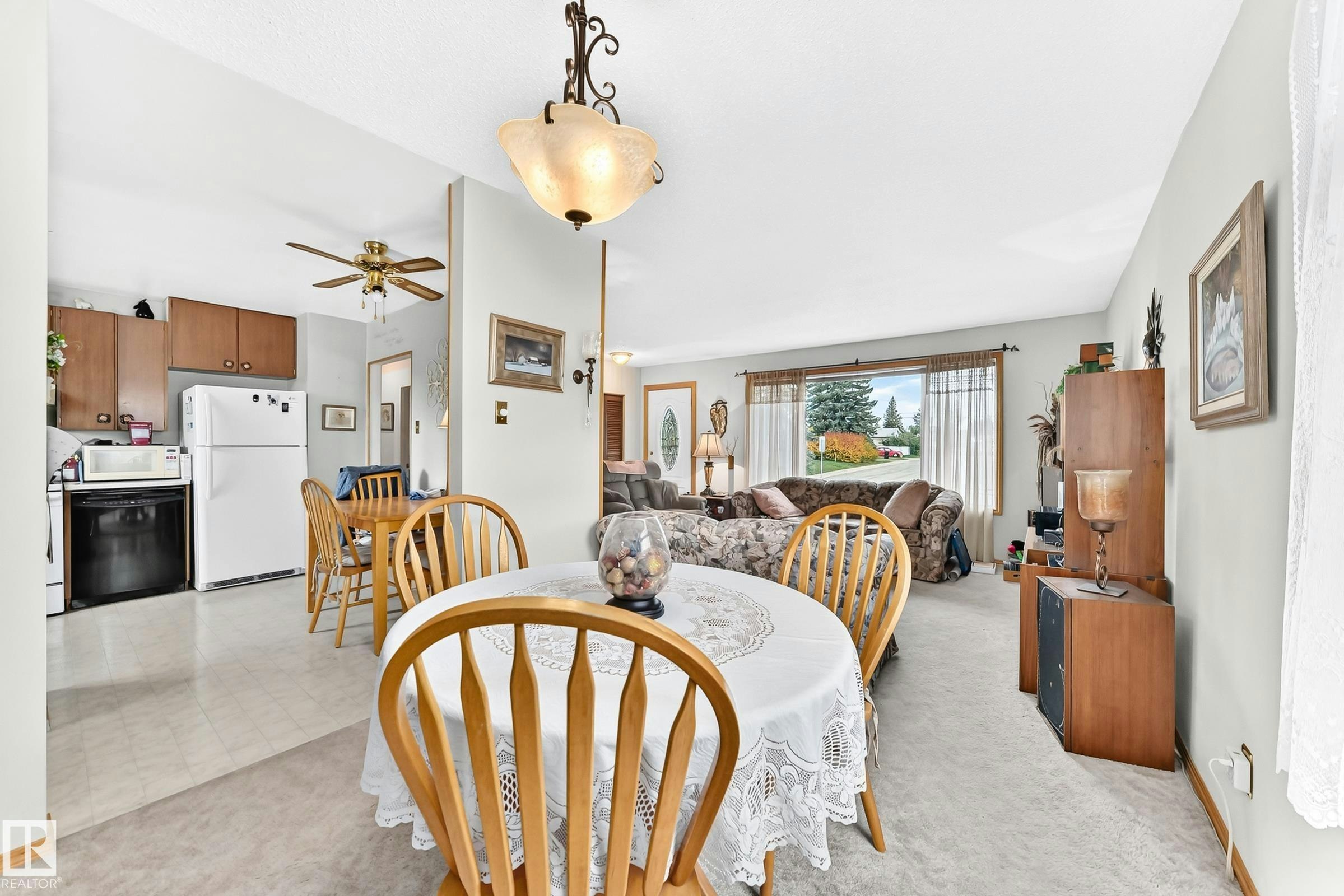 13515 86 Street NW, Edmonton, AB, T5E 3B6 - 6