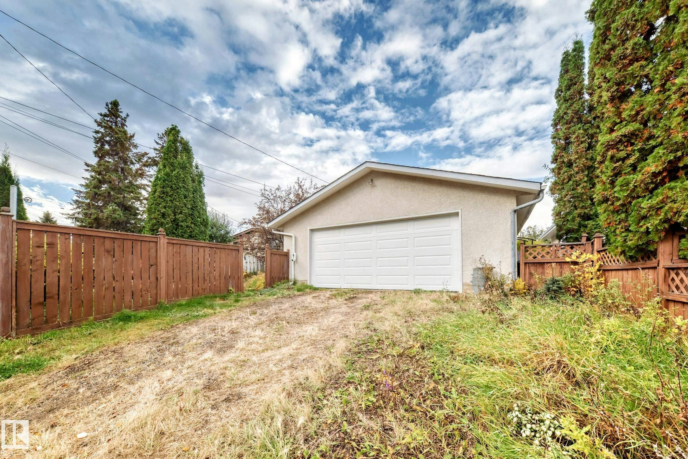 13515 86 Street NW, Edmonton, AB, T5E 3B6 - 49