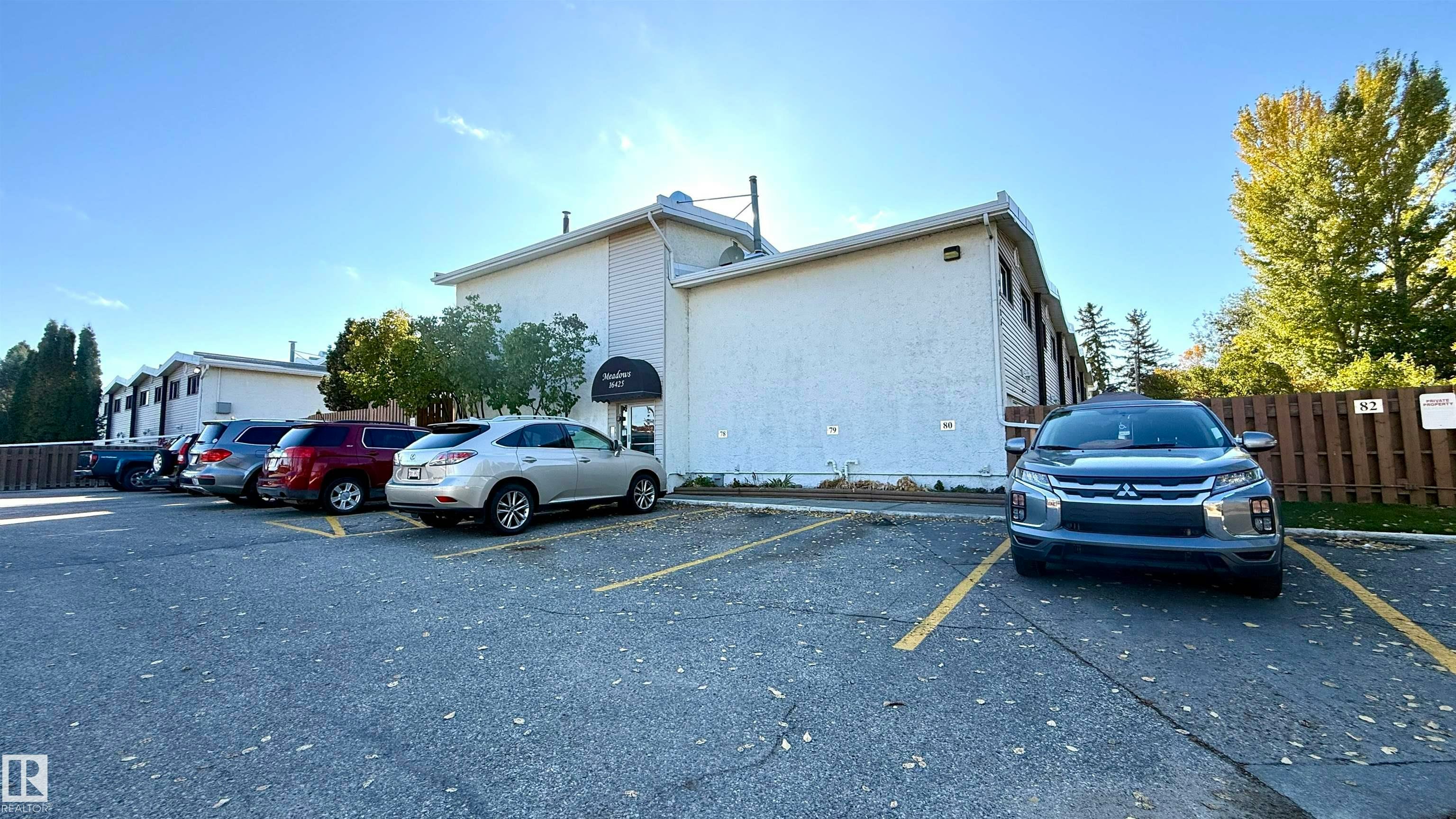 H-16425 89 Avenue, Edmonton, AB, T5R 4S1