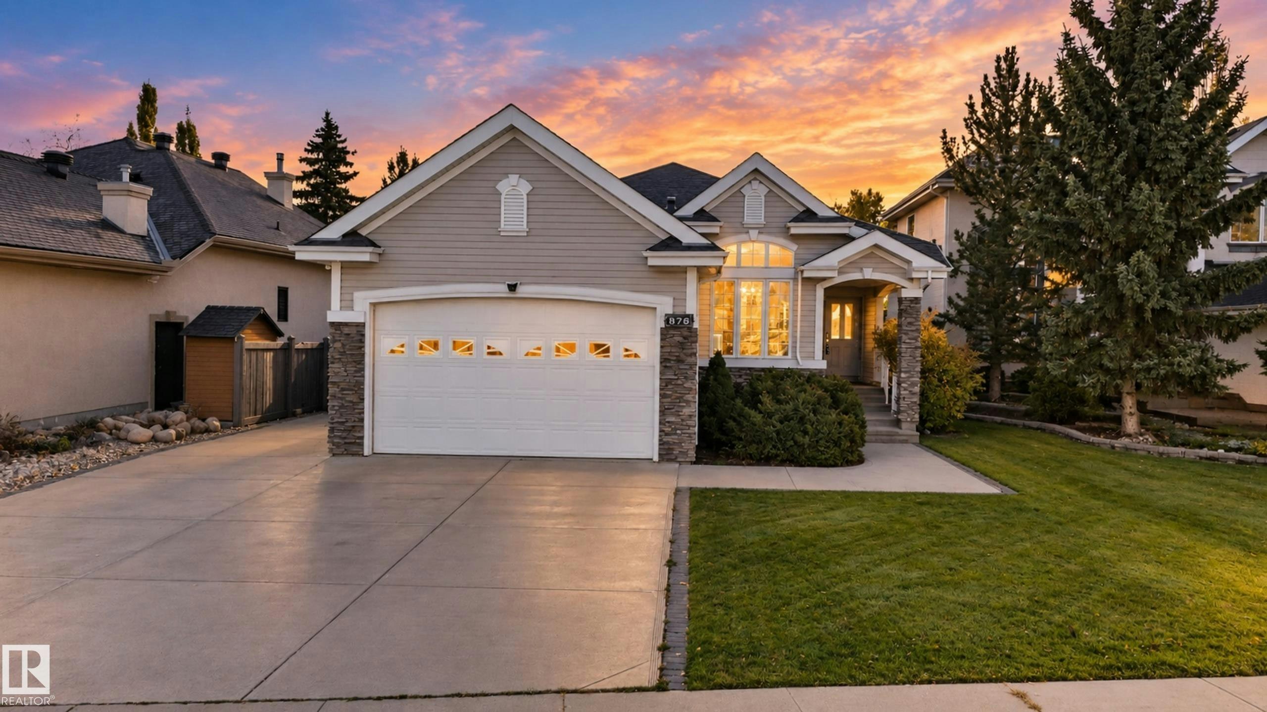 876 Twin Brooks Close NW, Edmonton, AB, T6J 6V2