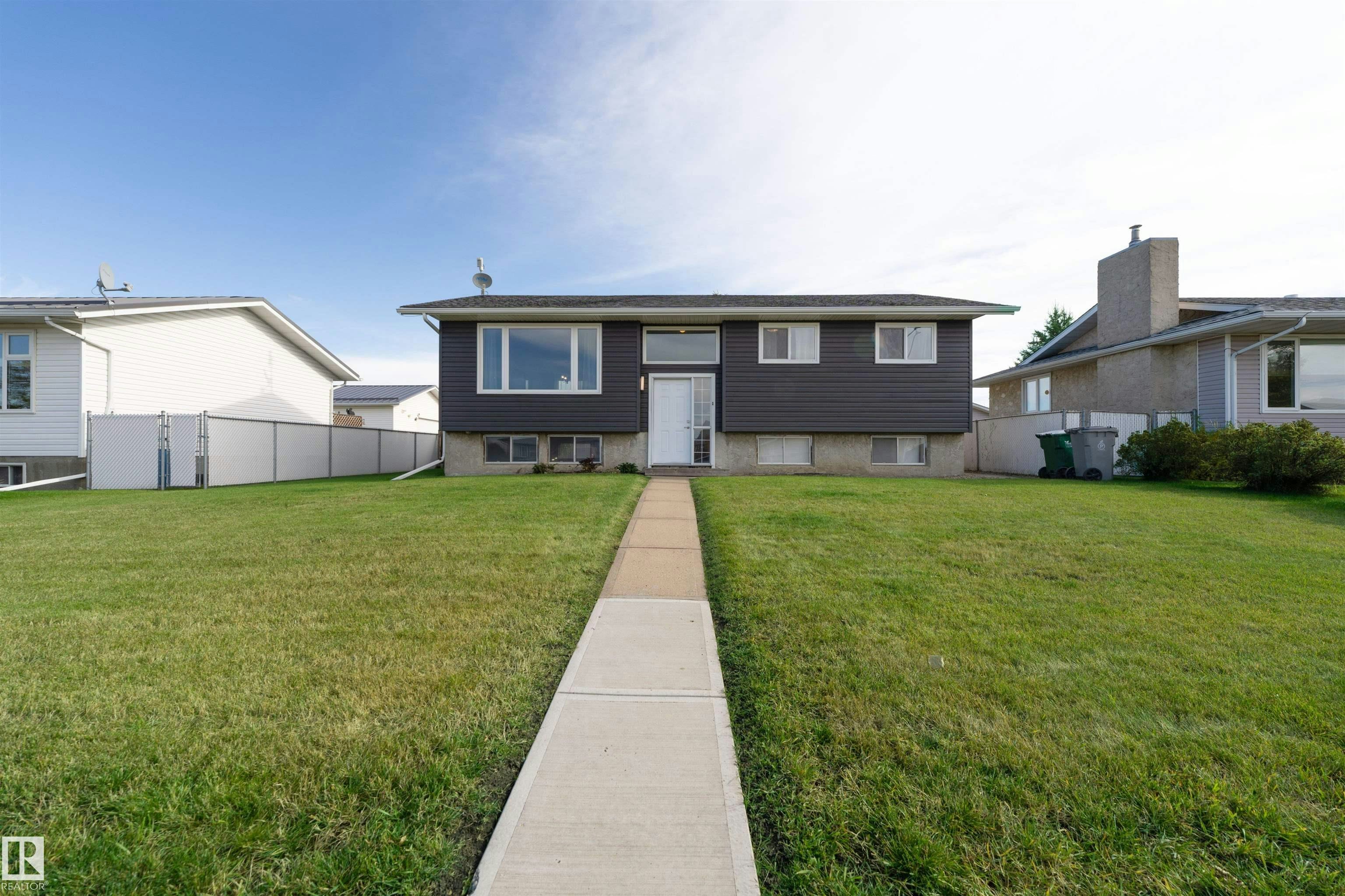 5019 46 Street, Lamont, AB, T0B 2R0