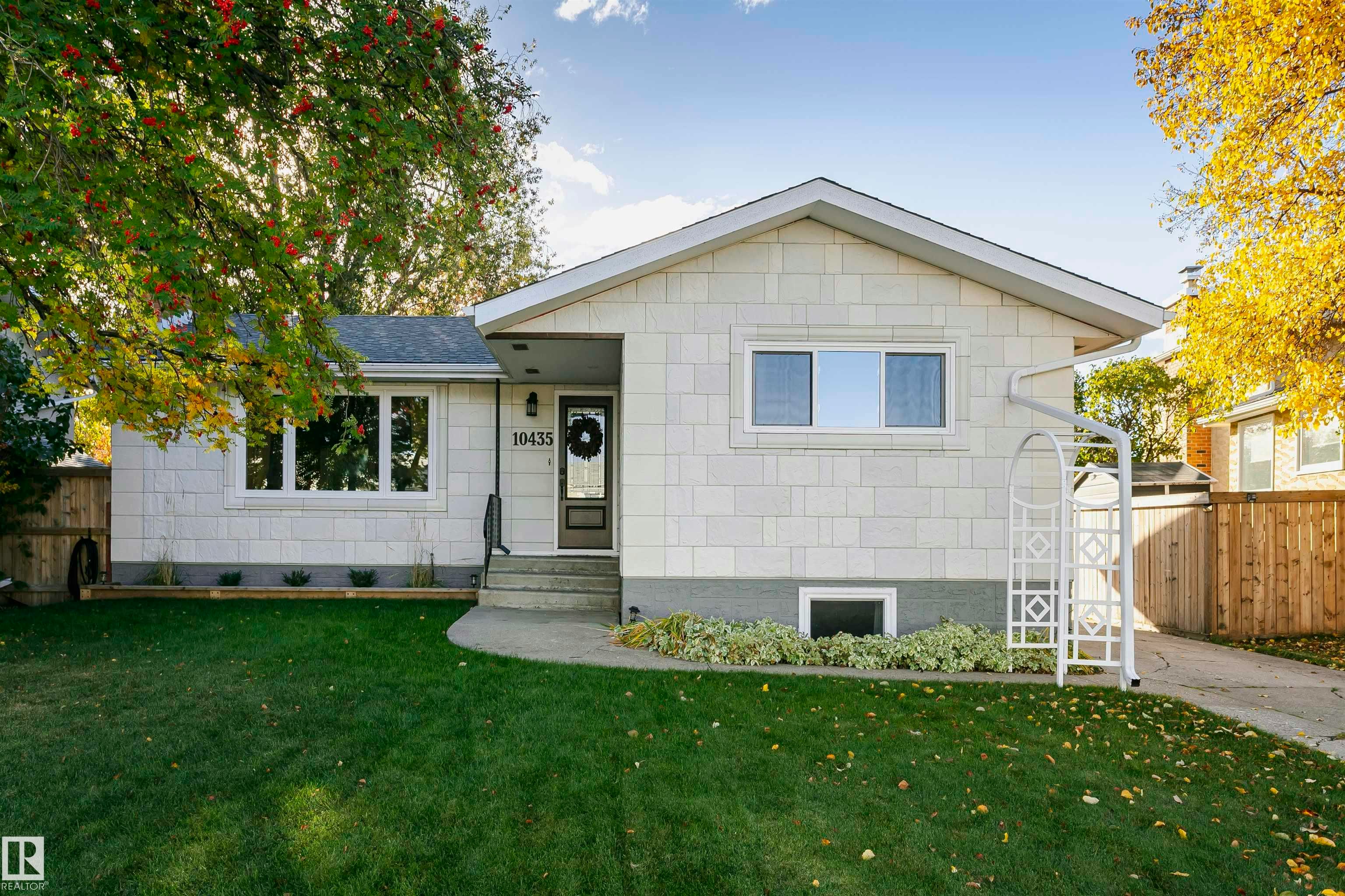 10435 35a Avenue, Edmonton, AB, T6J 2H1