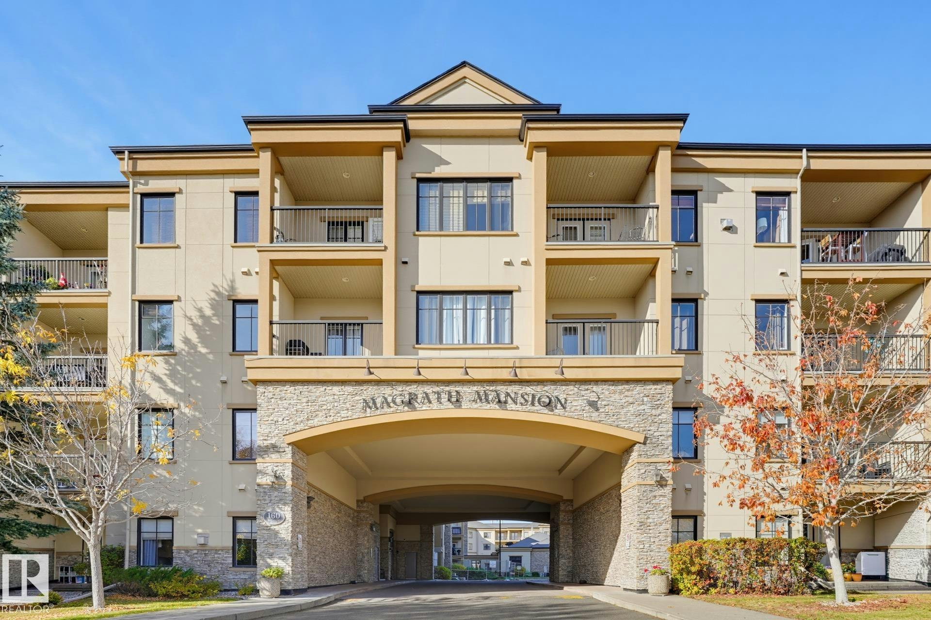 425-160 Magrath Road NW, Edmonton, AB, T6R 3T7