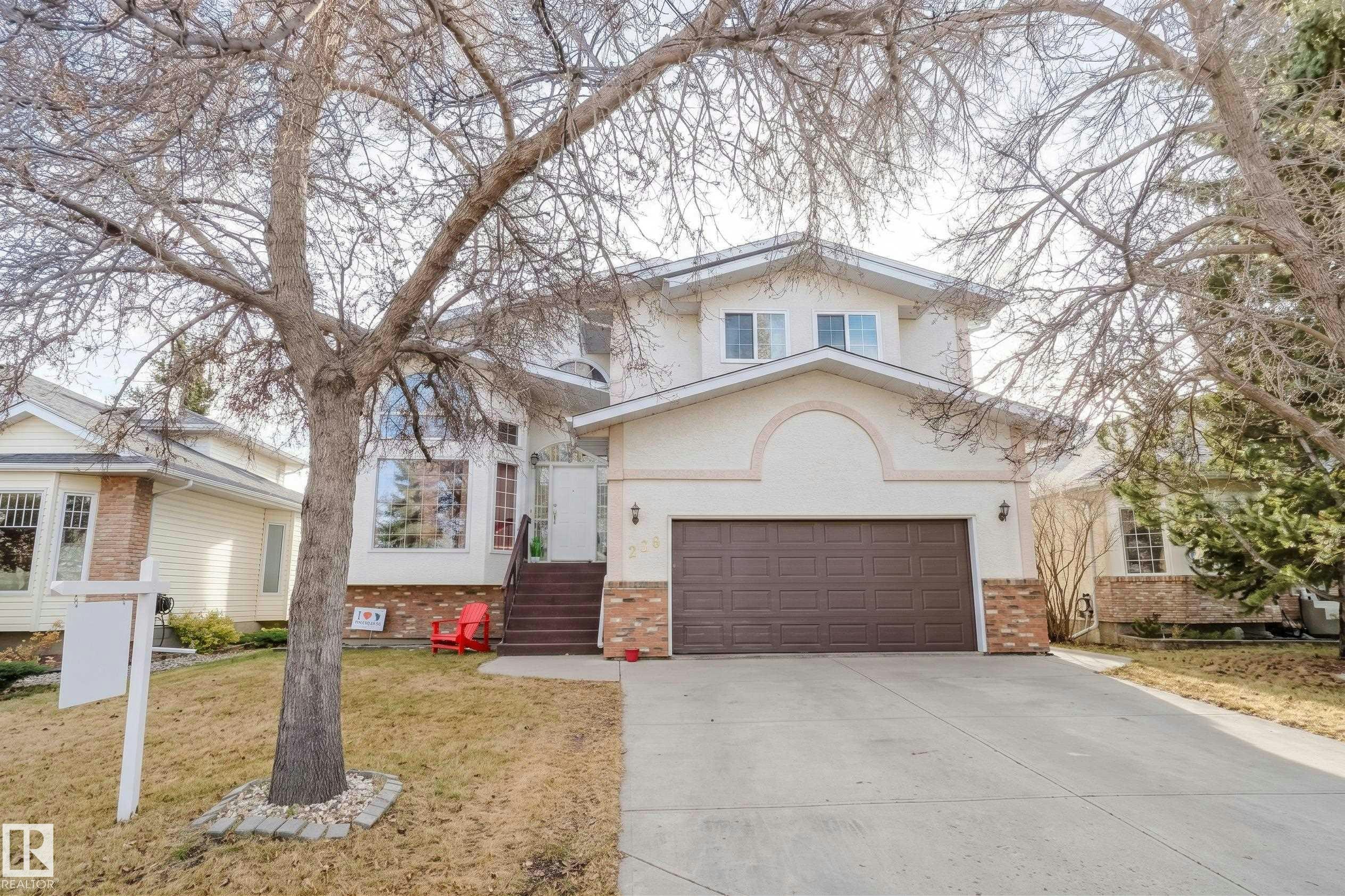 225 Heagle Crescent, Edmonton, AB, T6R 1V6