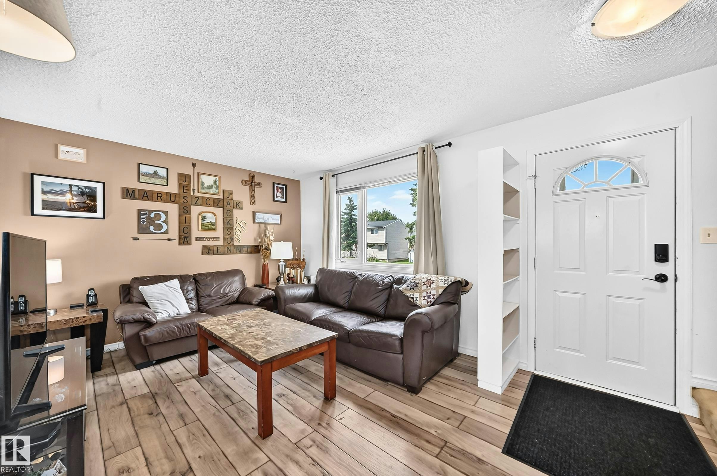 64 Habitat Crescent, Edmonton, AB, T5A 2X7