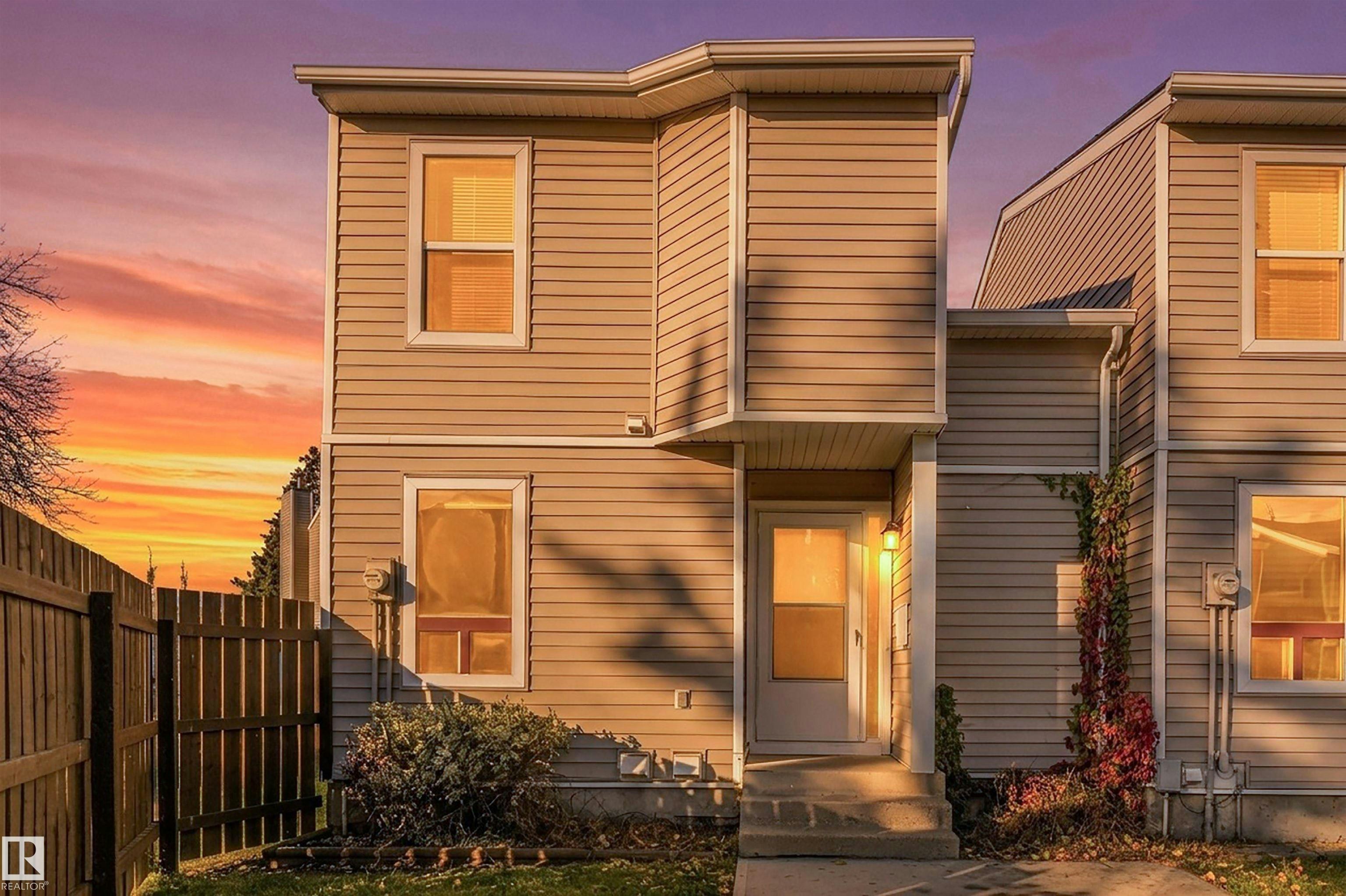 626 Saddleback Road, Edmonton, AB, T6J 4Z3