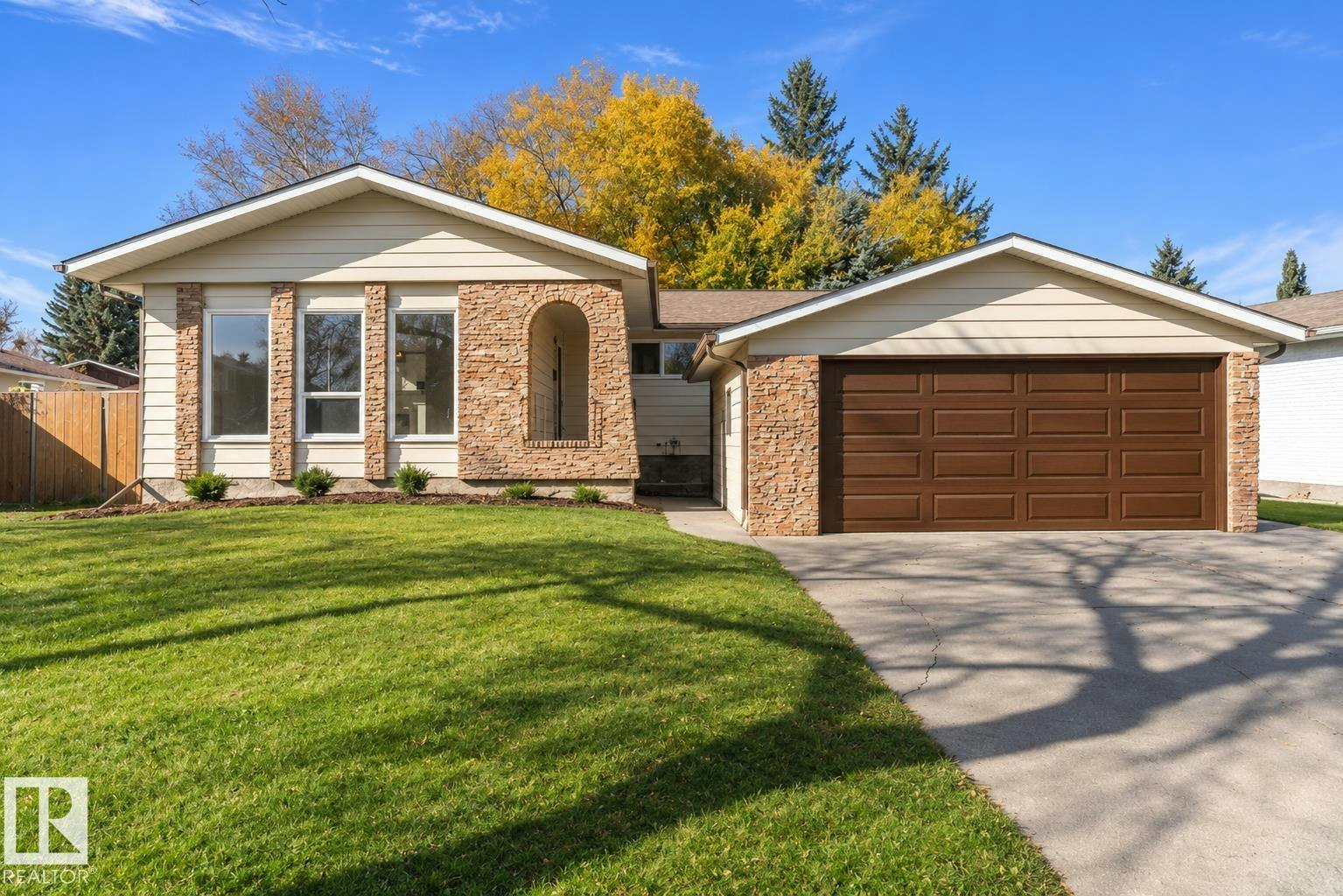 1 Larson Avenue, St. Albert, AB, T8N 2H1