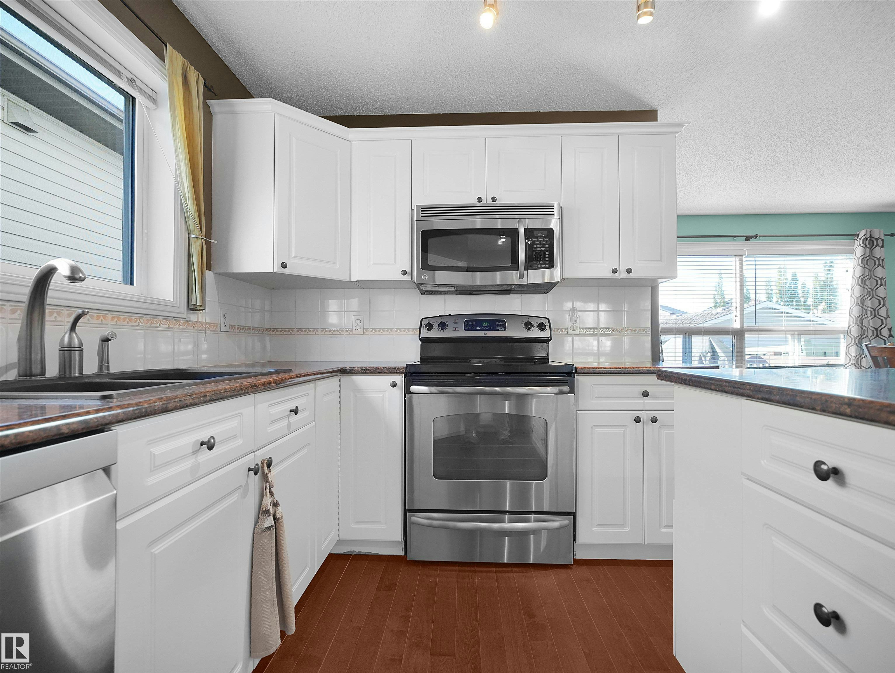 1478 Grant Way, Edmonton, AB, T5T 6M9 - 11