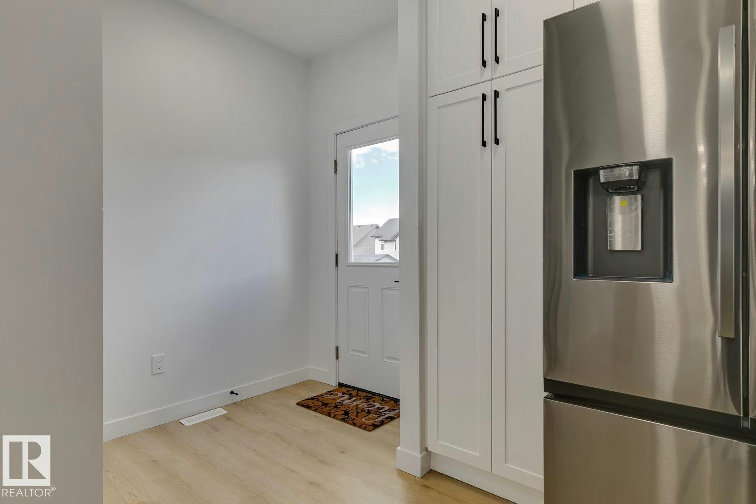 10249 92a Avenue NW, Morinville, AB, T8R 2R4 - 18