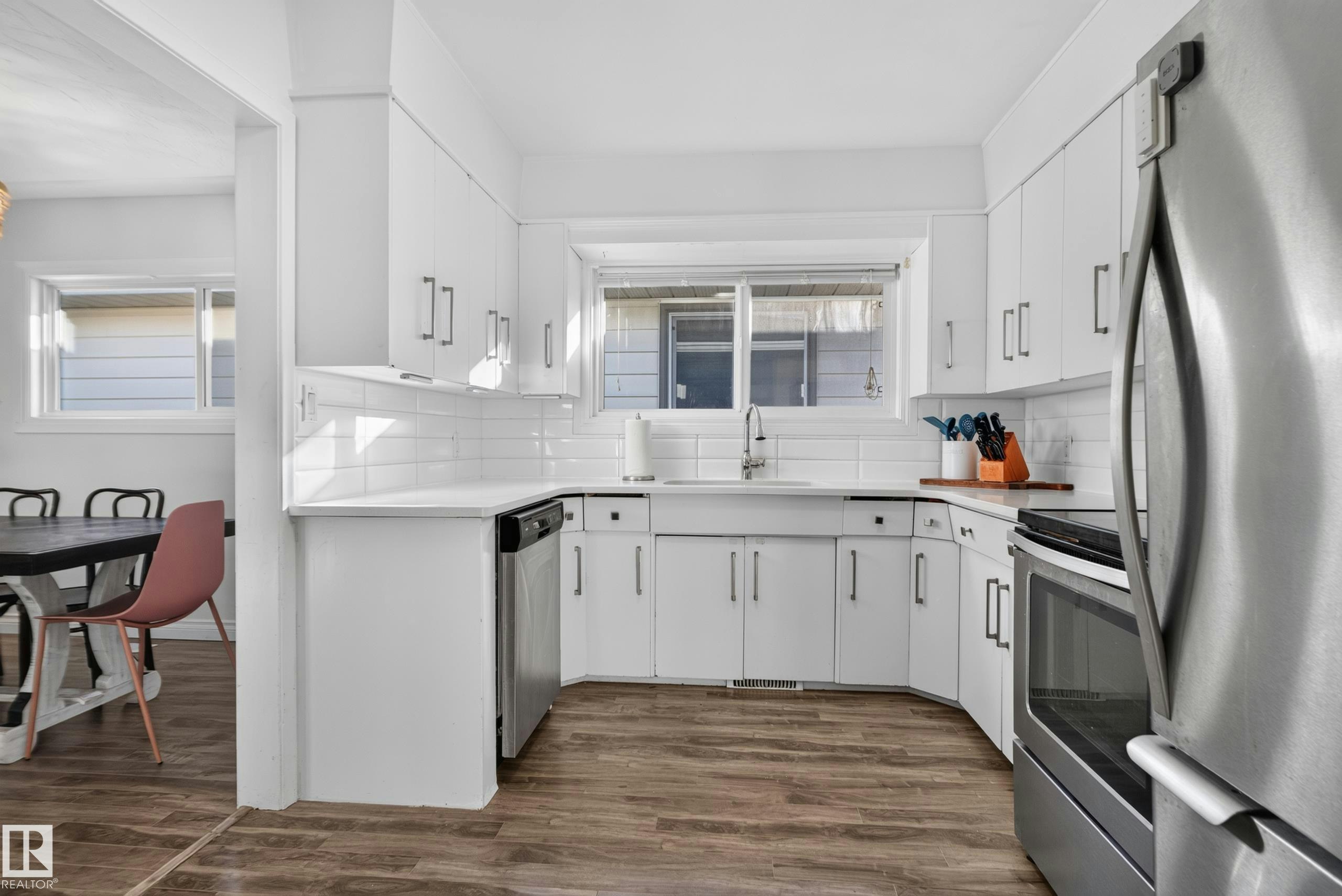 9814 79 Street NW, Edmonton, AB, T6A 3G1 - 9