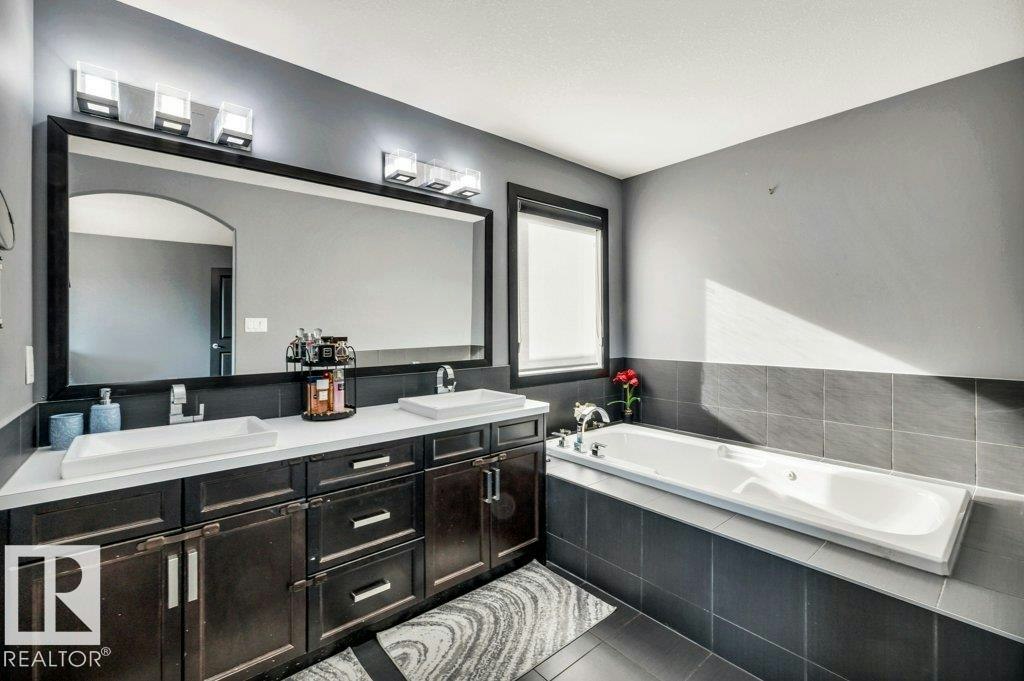 1944 68 Street, Edmonton, AB, T6X 0M2 - 30