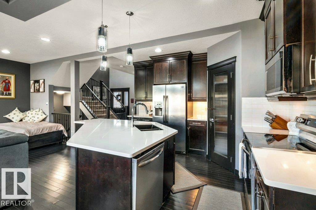 1944 68 Street, Edmonton, AB, T6X 0M2 - 15