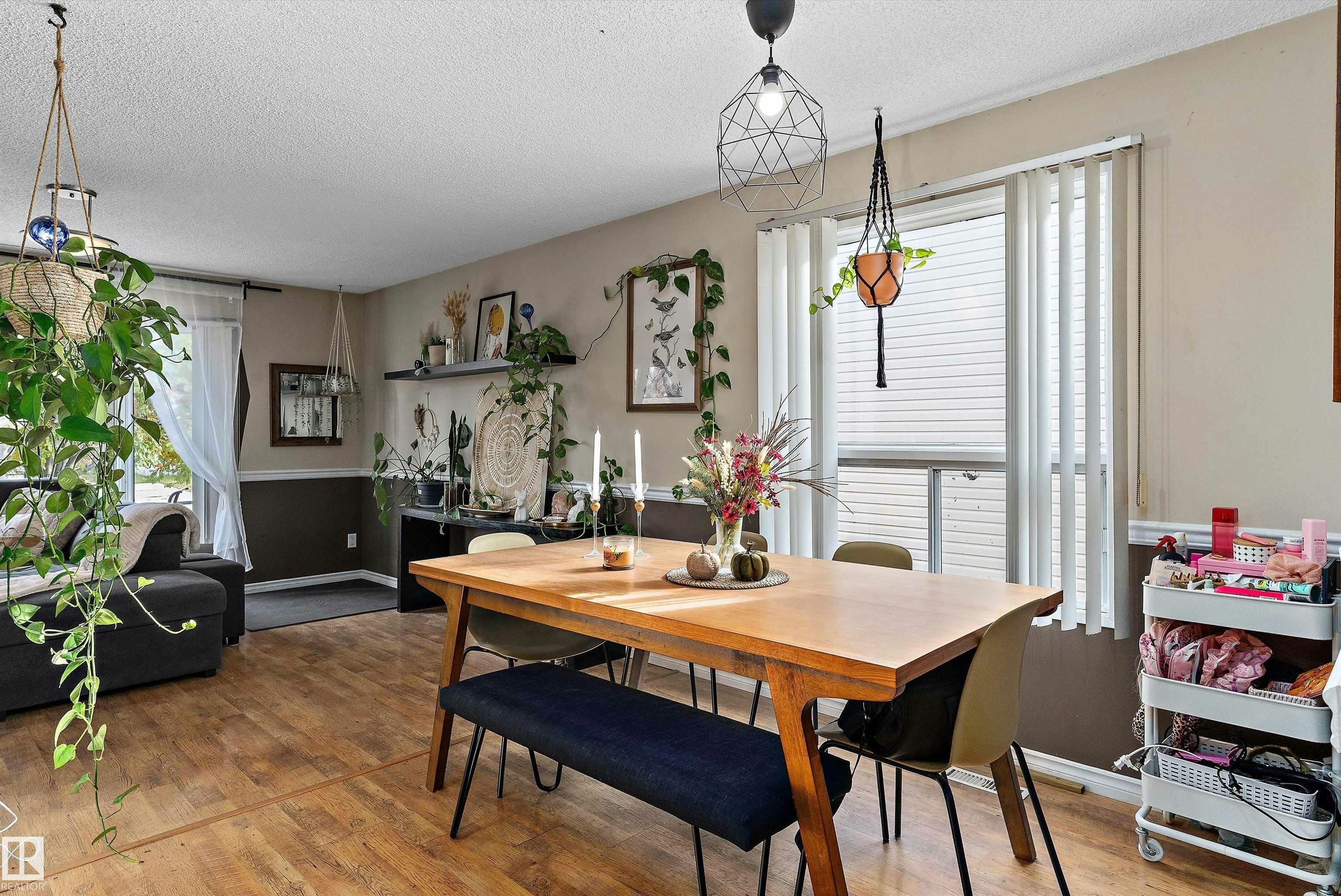 5406 55 Street, Beaumont, AB, T4X 1A4 - 10