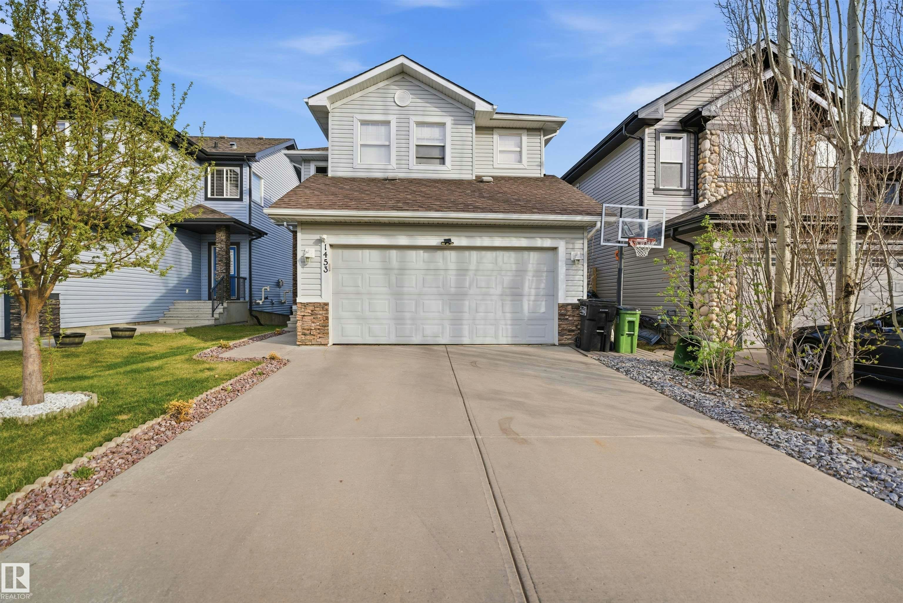 1453 Hays Way NW, Edmonton, AB, T6M 0M4