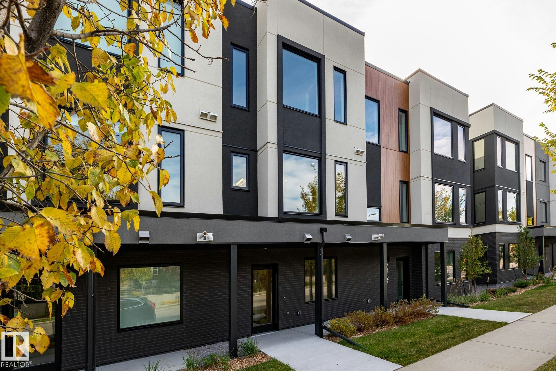 7439 May Common NW, Edmonton, AB, T6R 0X4