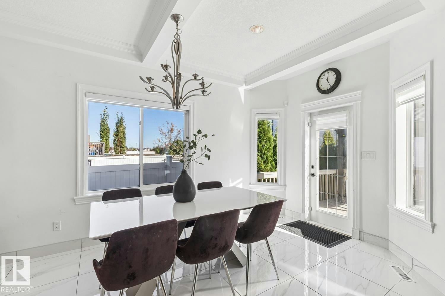 15803 95 Street, Edmonton, AB, T5Z 0G1 - 13