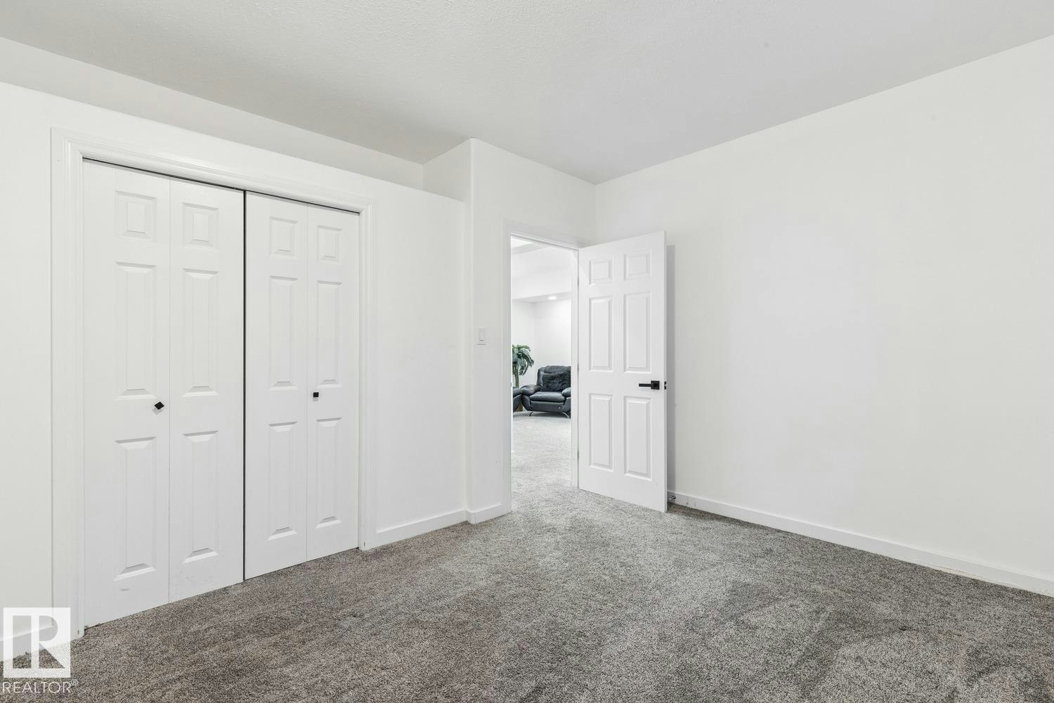15803 95 Street, Edmonton, AB, T5Z 0G1 - 54