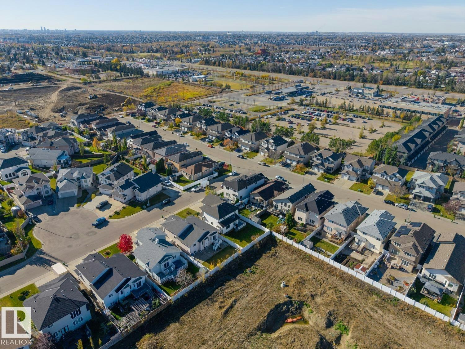 15803 95 Street, Edmonton, AB, T5Z 0G1 - 72