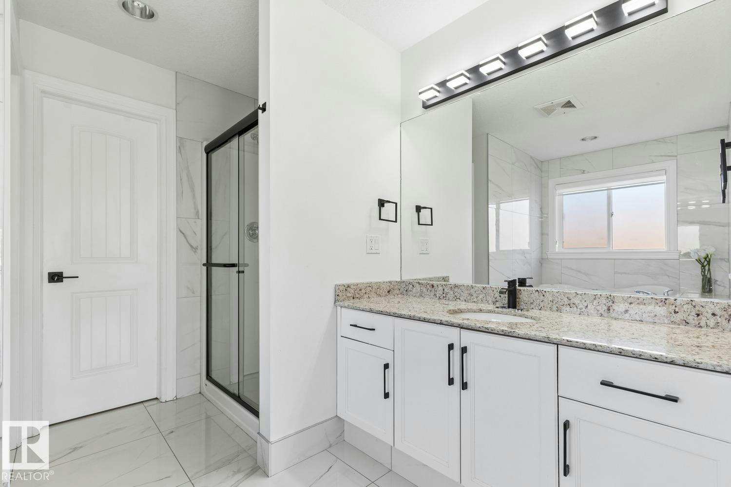 15803 95 Street, Edmonton, AB, T5Z 0G1 - 28