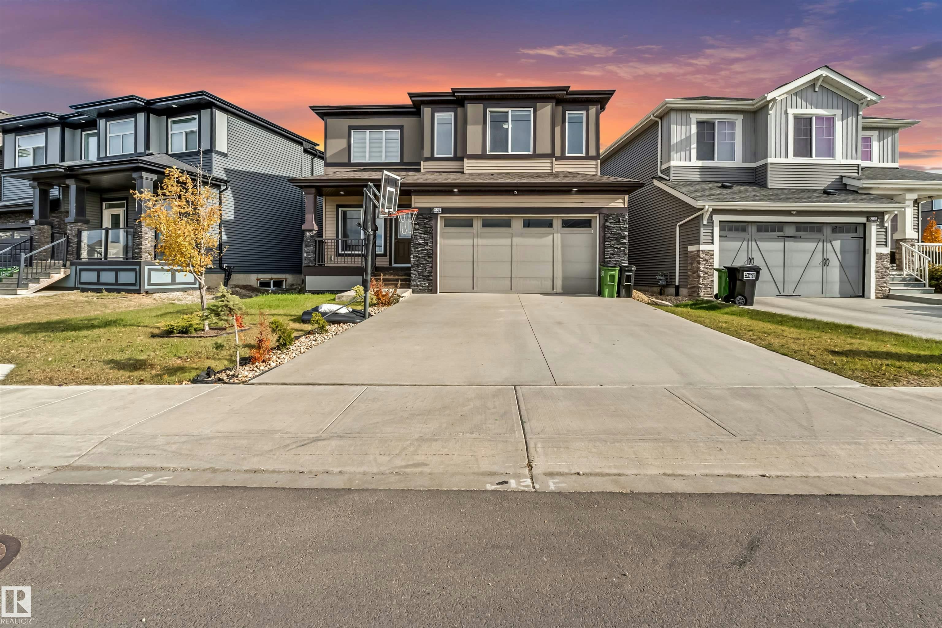 8607 Mayday Wynd, Edmonton, AB, T6X 2L3