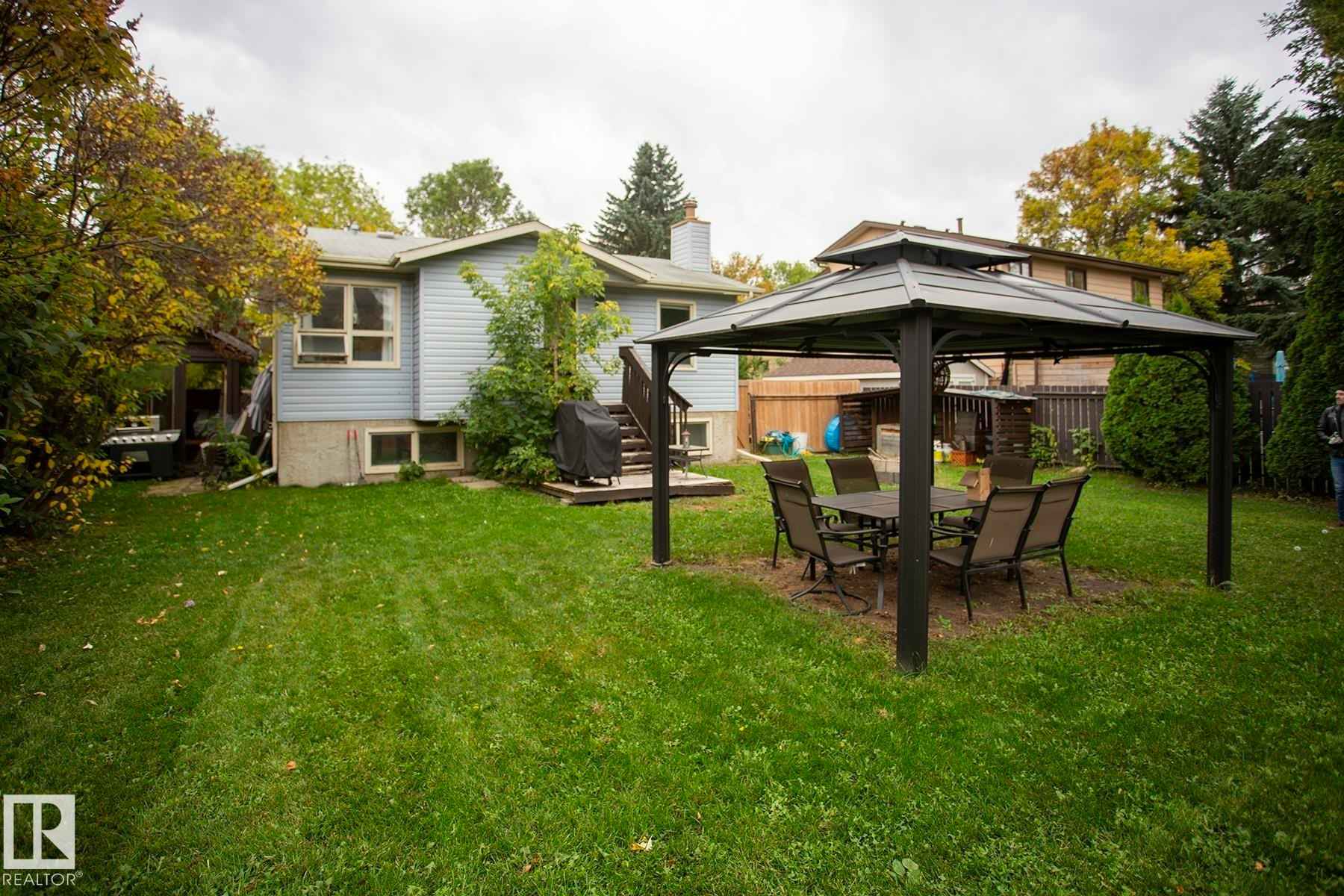 8 Ash Crescent, St. Albert, AB, T8N 3J3