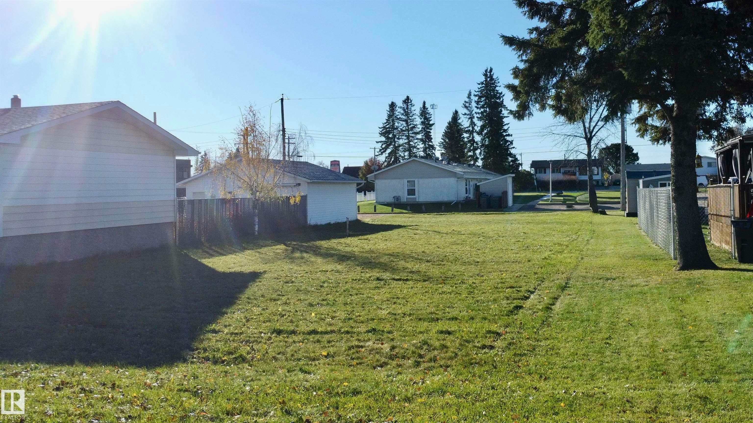 5009 53 Avenue, Wabamun, AB, T0E 2K0