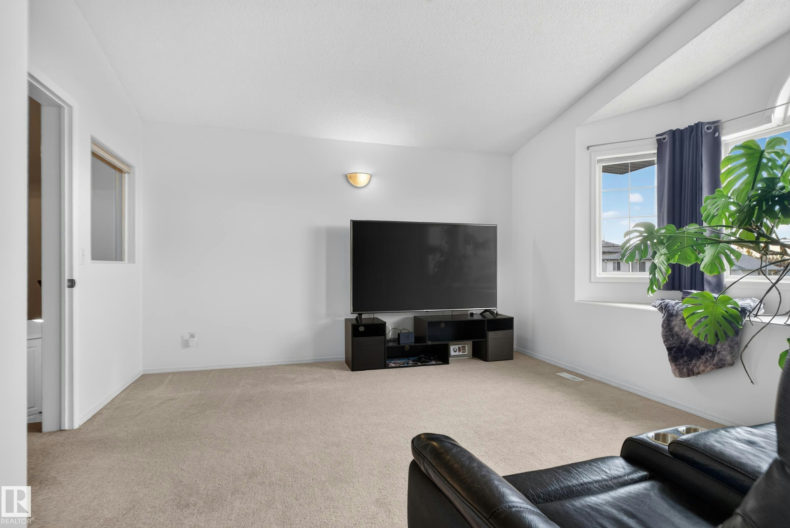 14832 48 Street, Edmonton, AB, T5Y 2X1 - 16