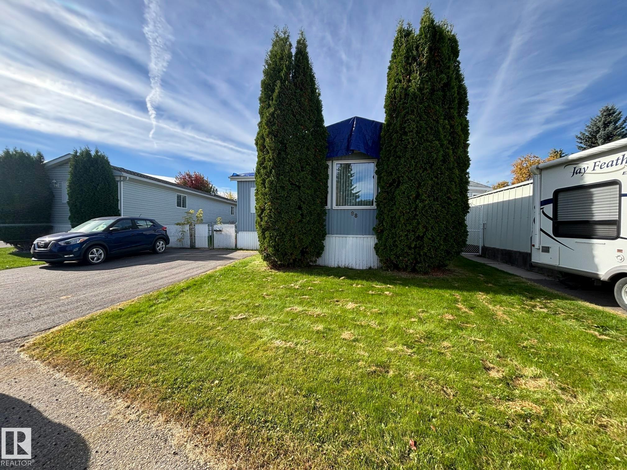 98 Evergreen Park, Edmonton, AB, T5Y 4M2