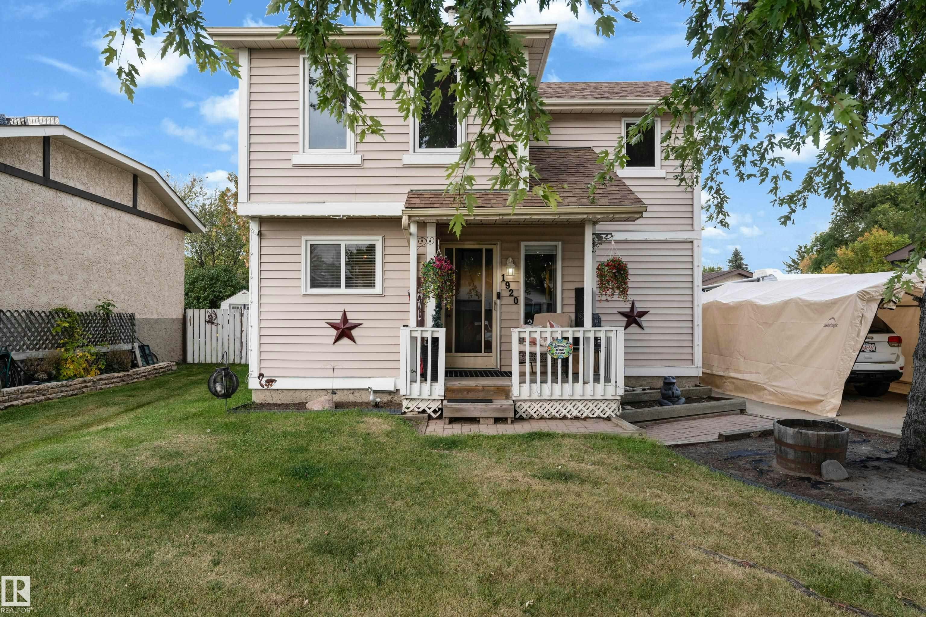 1920 145 Avenue, Edmonton, AB, T5Y 1V3