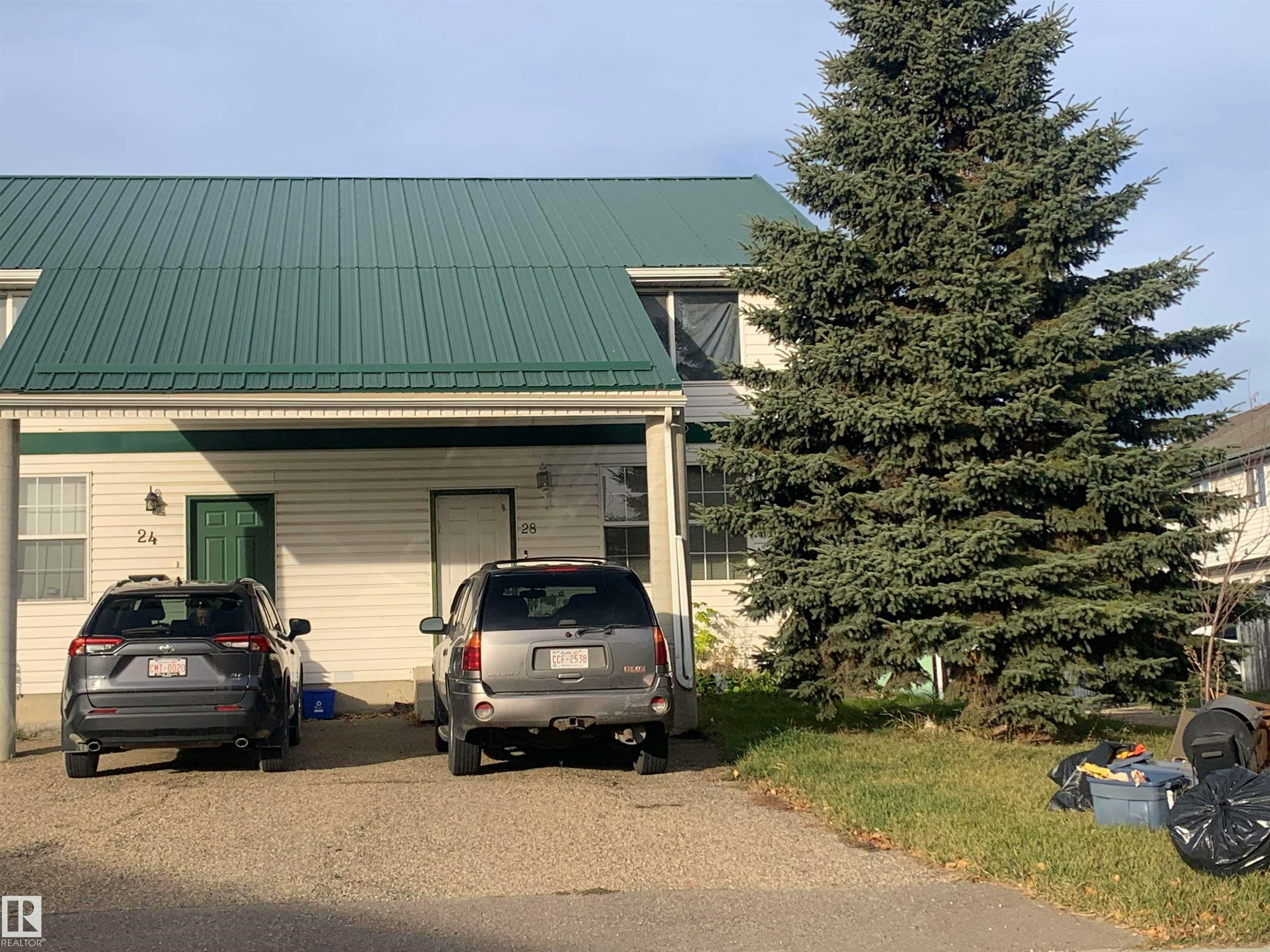 28 Brownstone Road, Lacombe, AB, T4L 1V6