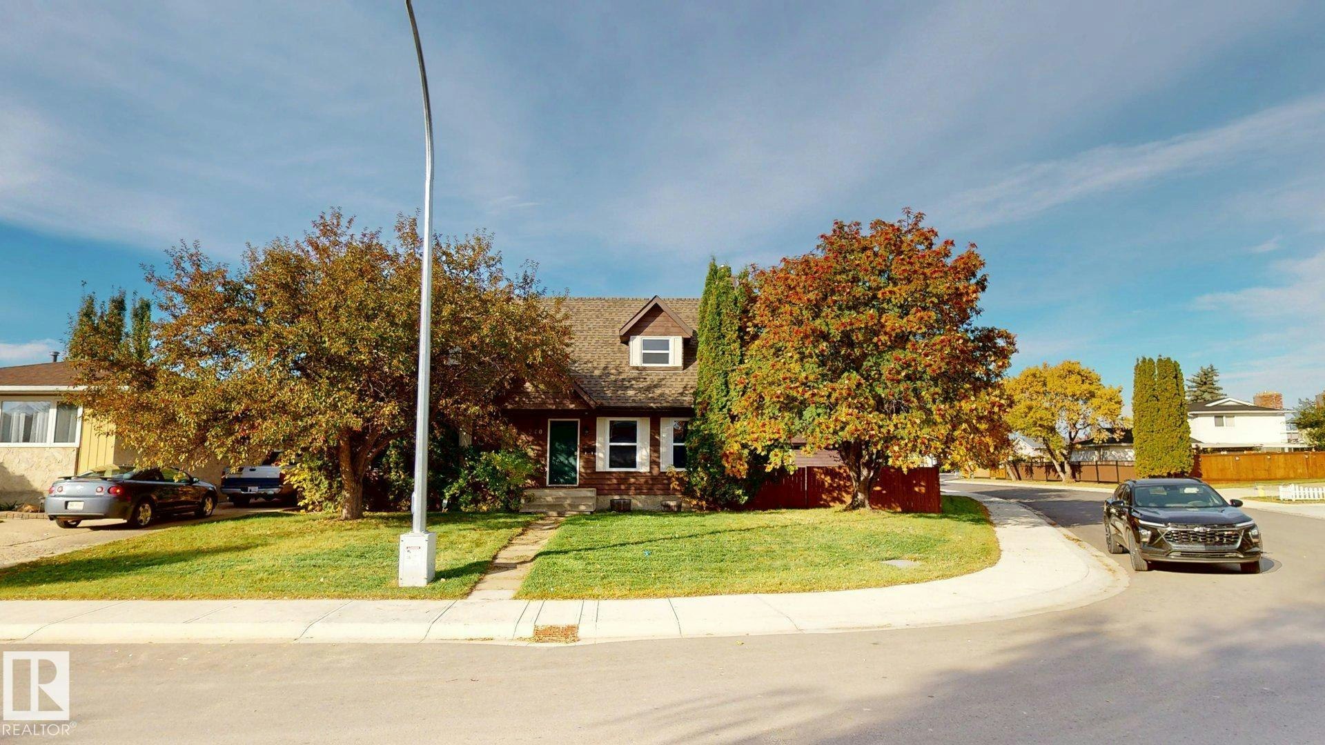 240 Humberstone Road, Edmonton, AB, T5A 4C6