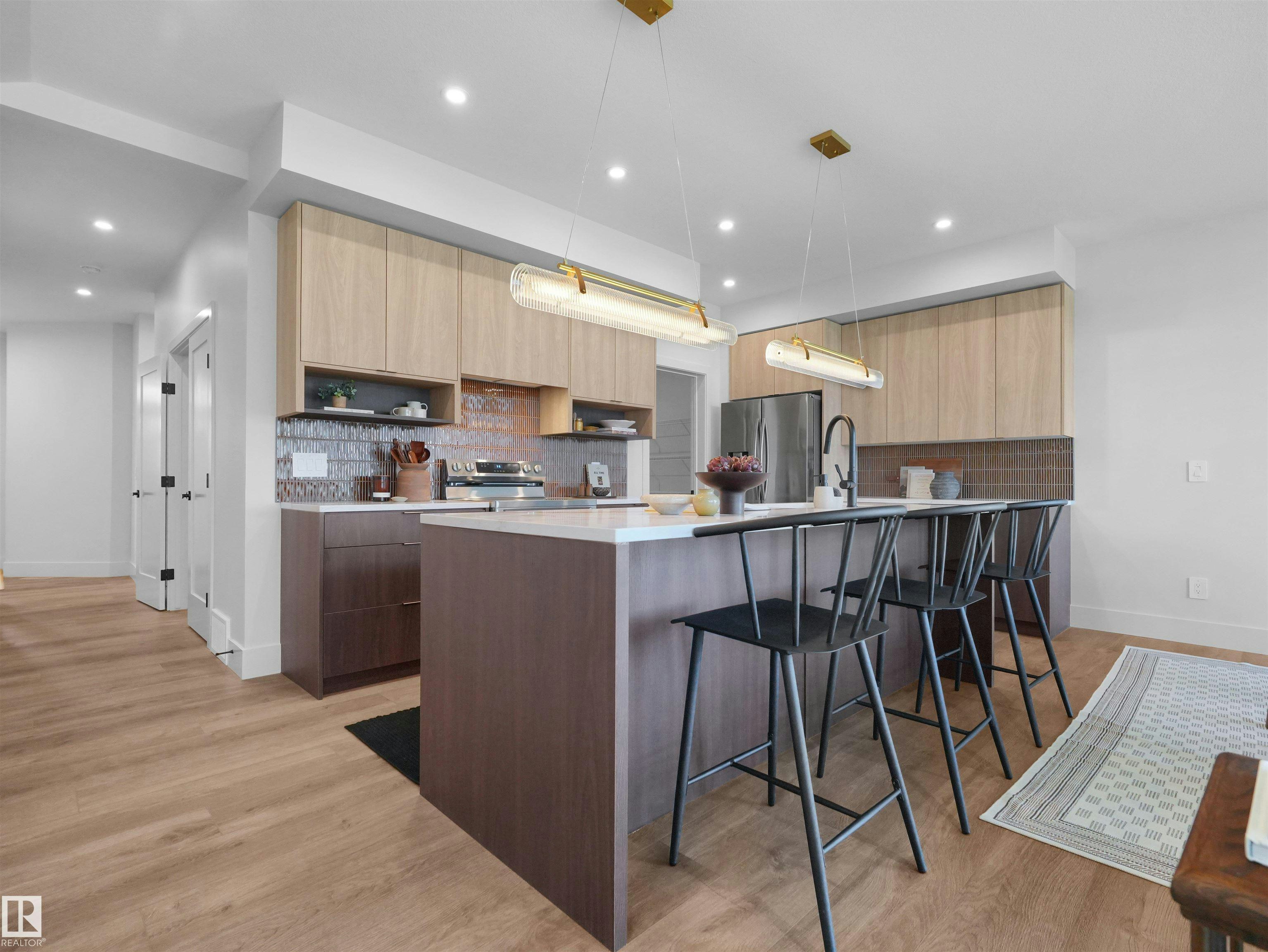 8295 Kiriak Loop, Edmonton, AB, T6W 5S2