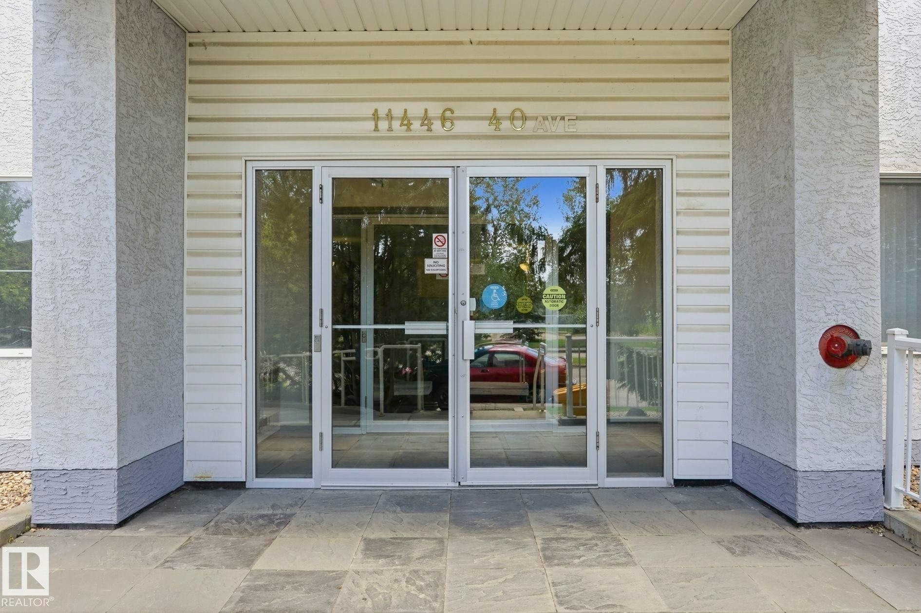 11446 40 Avenue NW, Edmonton, AB, T6J 0R5