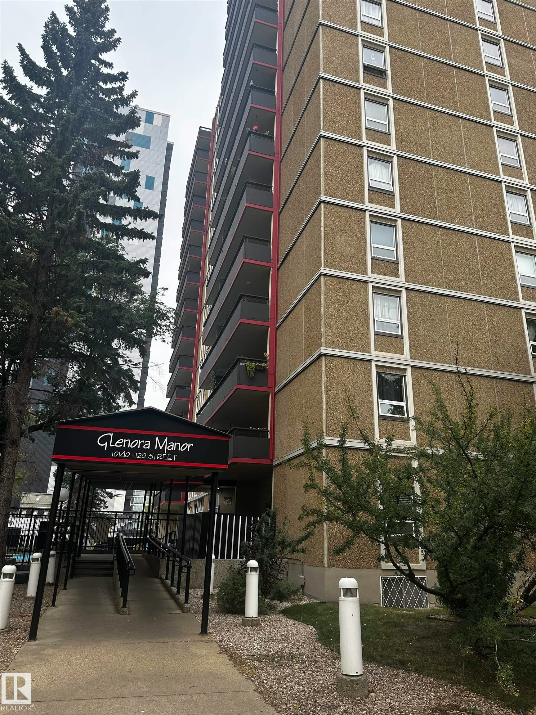 101-10140 120 Street, Edmonton, AB, T5K 1Z8