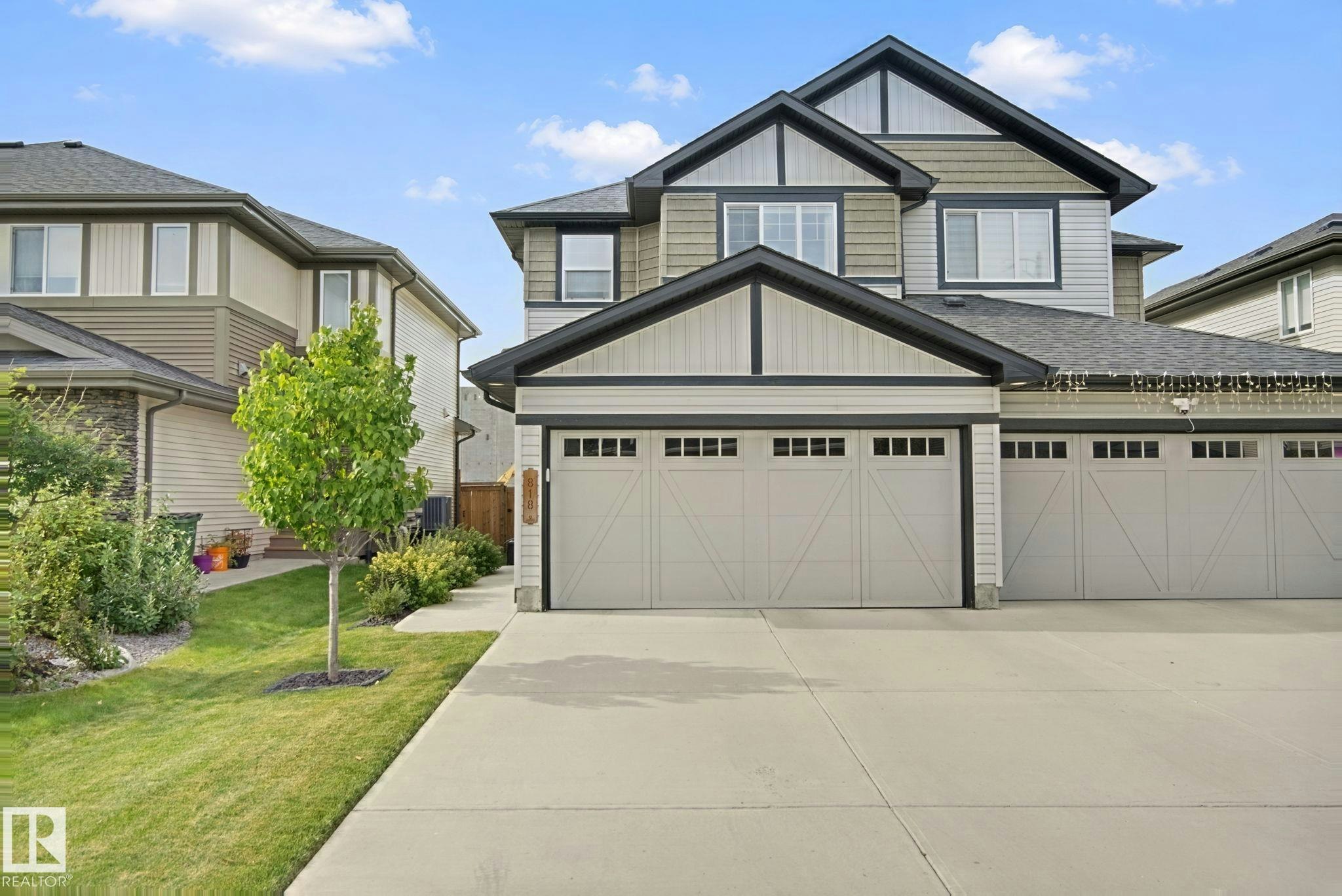 818 Cavanagh Heath, Edmonton, AB, T6W 3Y1