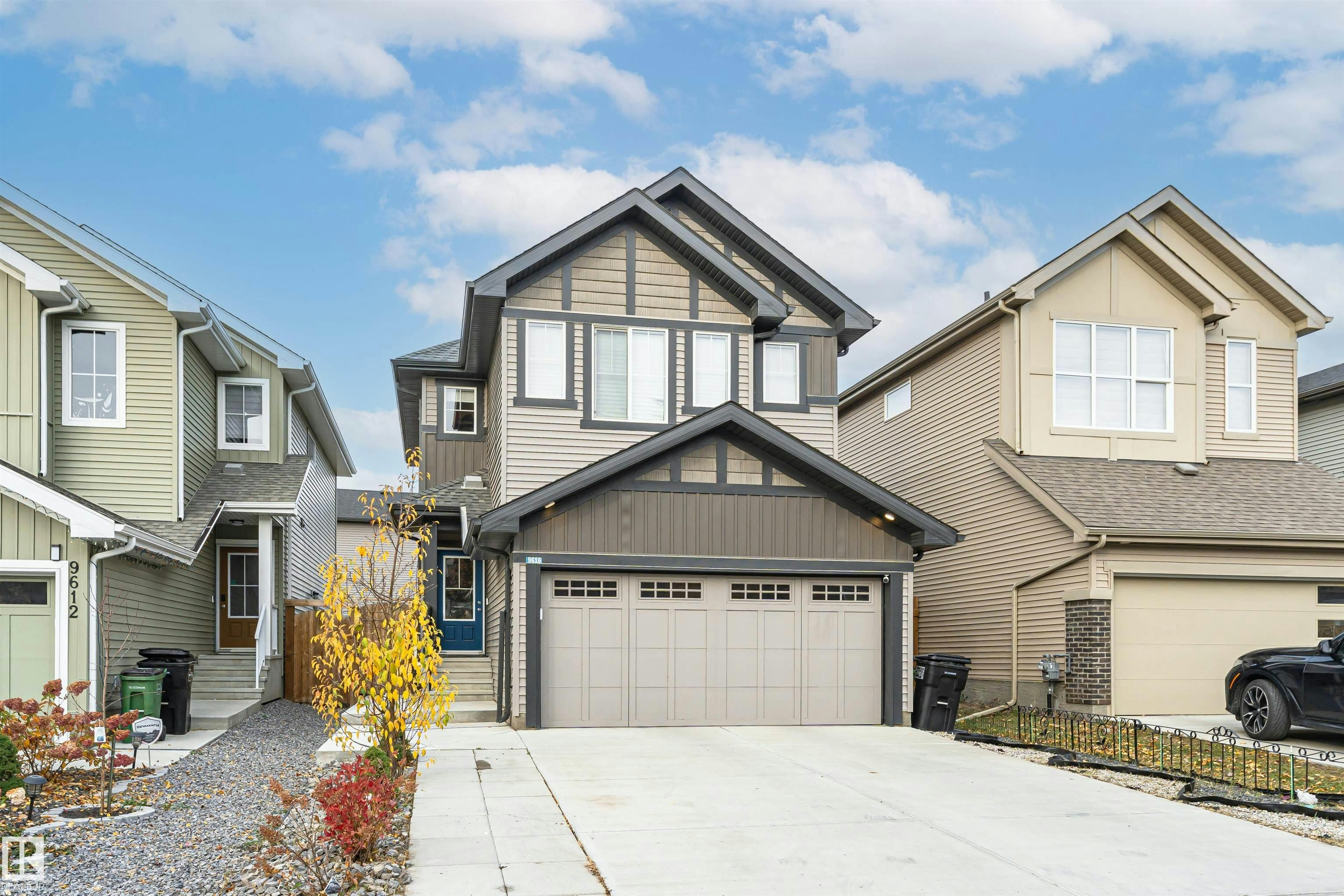 9616 230 Street, Edmonton, AB, T5T 7R4